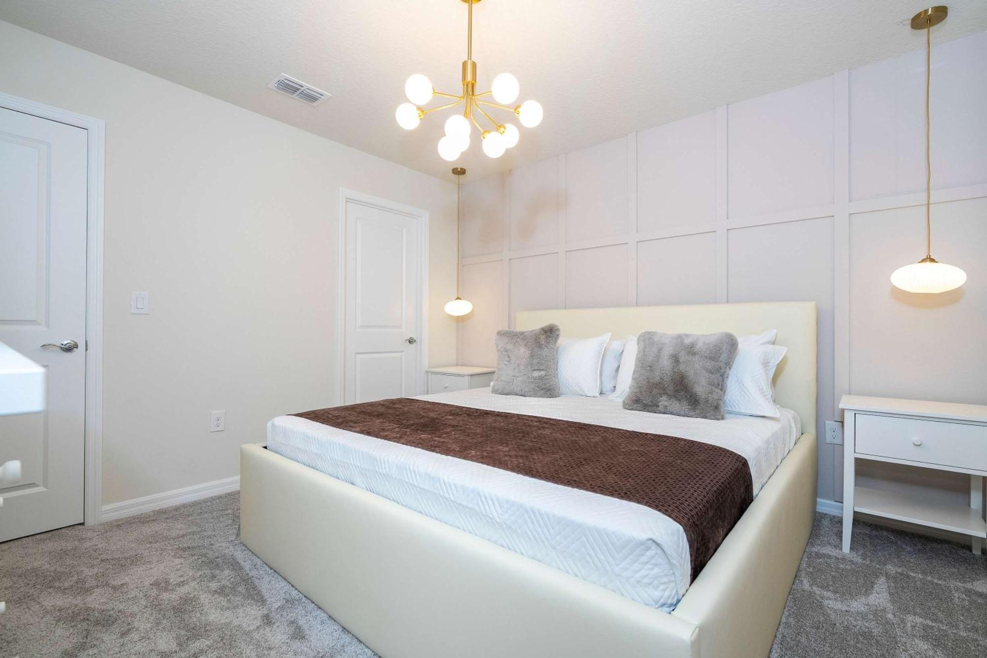 Luxury 7bd Close To With Pool And At Windsor Cay 16218 Orlando