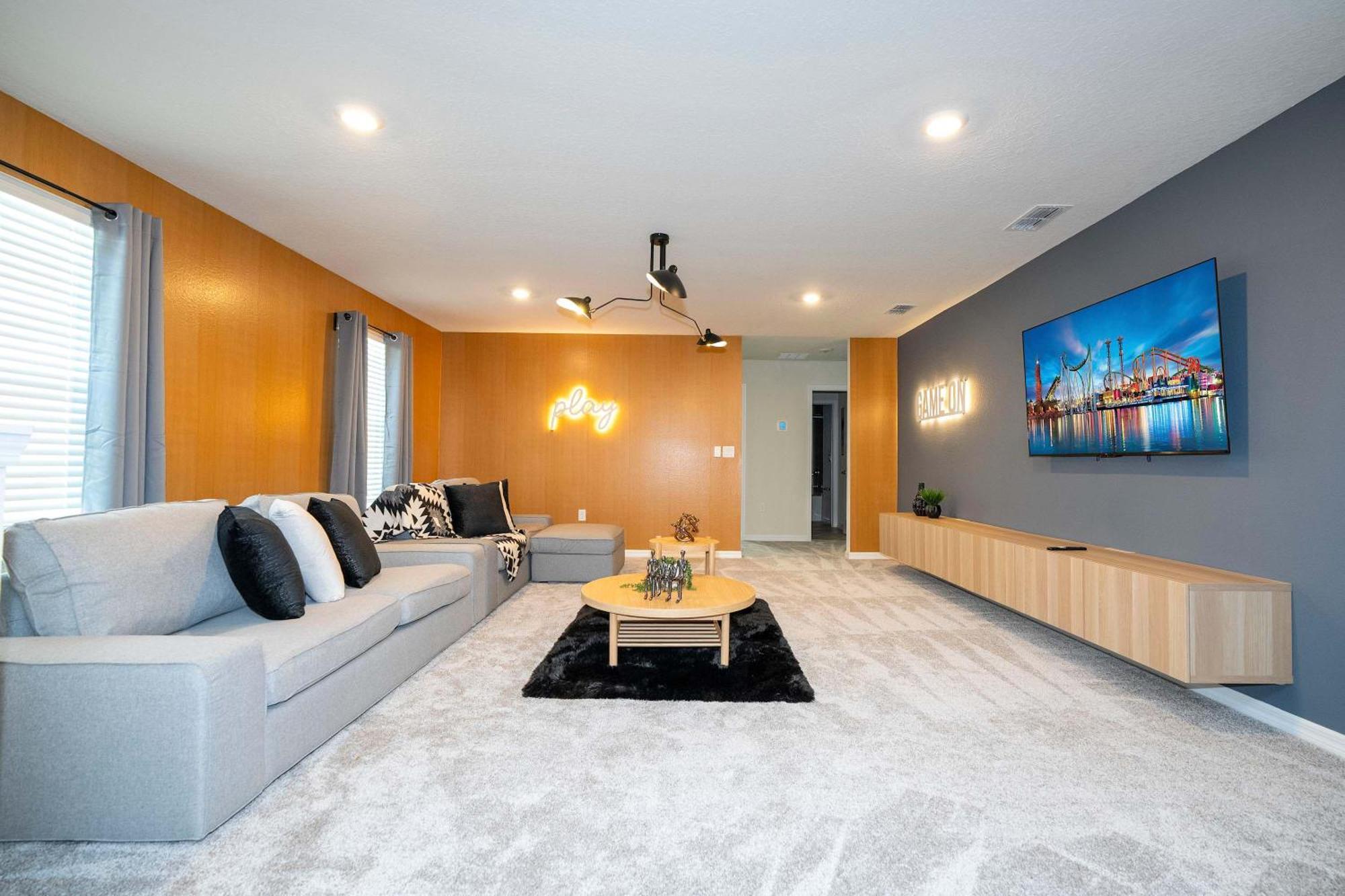 Luxury 7bd Close To With Pool And At Windsor Cay 16218 * Orlando