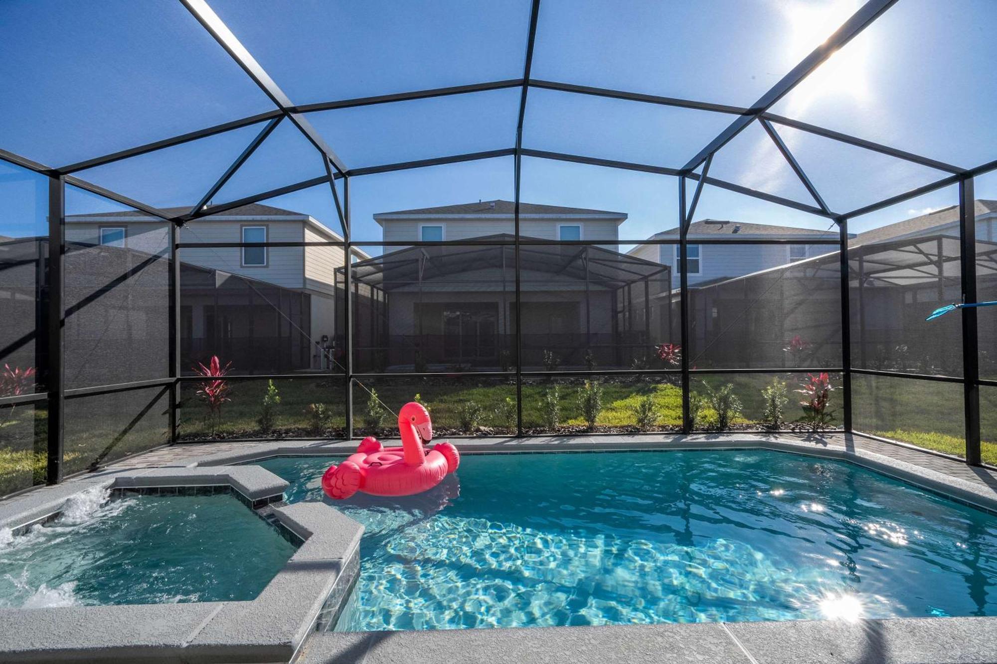 Luxury 7bd Close To With Pool And At Windsor Cay 16218 * Orlando