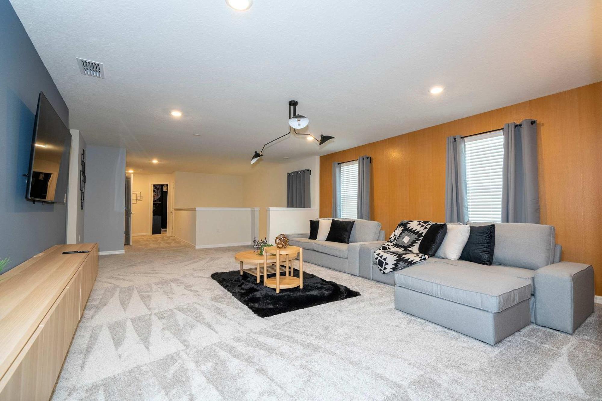 Luxury 7bd Close To With Pool And At Windsor Cay 16218 Holiday home *