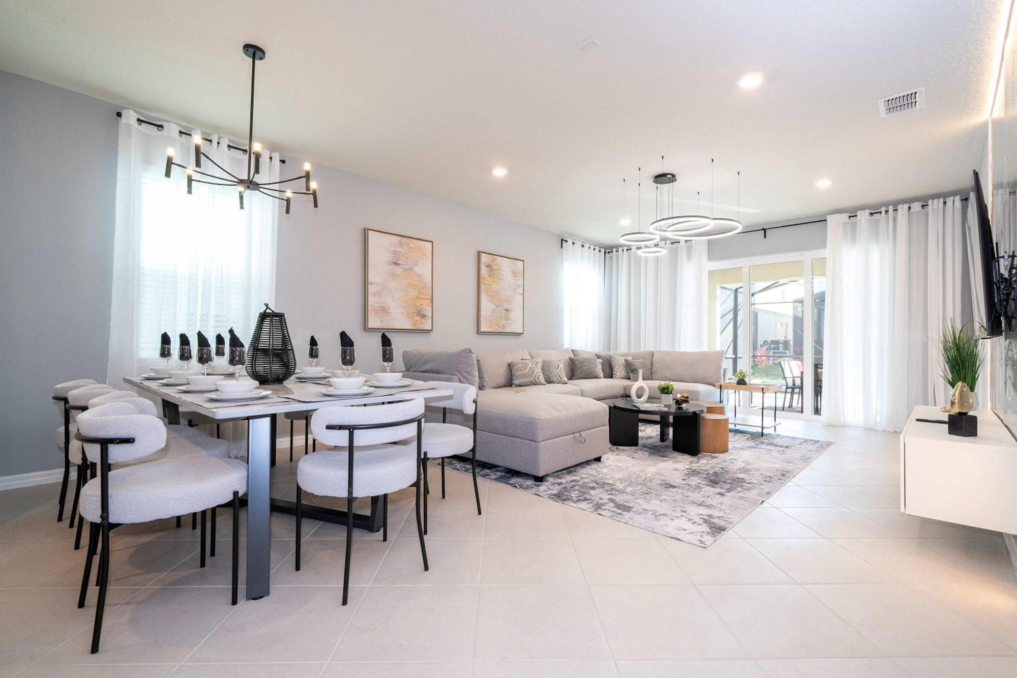 Luxury 7bd Close To With Pool And At Windsor Cay 16218 Holiday home