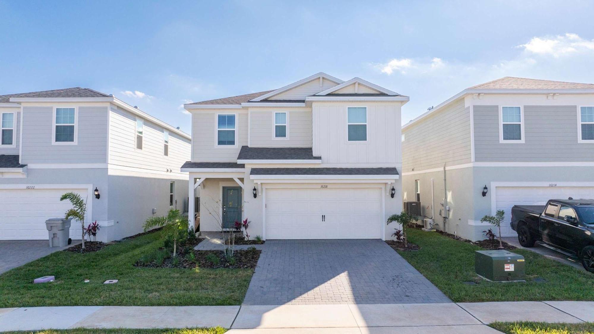 Luxury 7bd Close To With Pool And At Windsor Cay 16218 Holiday home