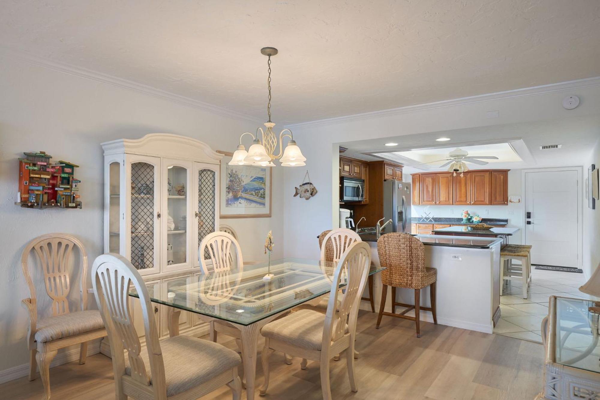Holiday home Gorgeous Gulf Front At Pointe Santo Great Amenities Sanibel