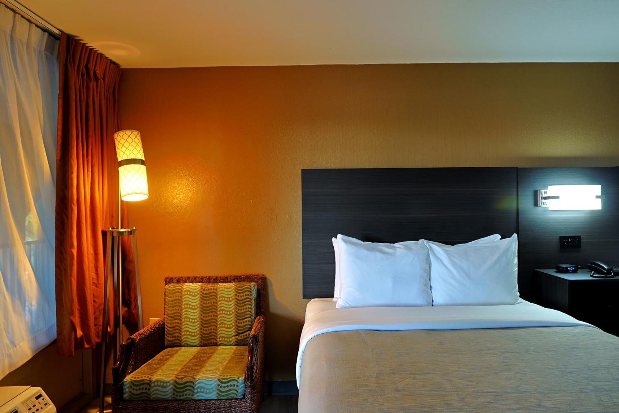 Quality Kennedy Space Center Inn