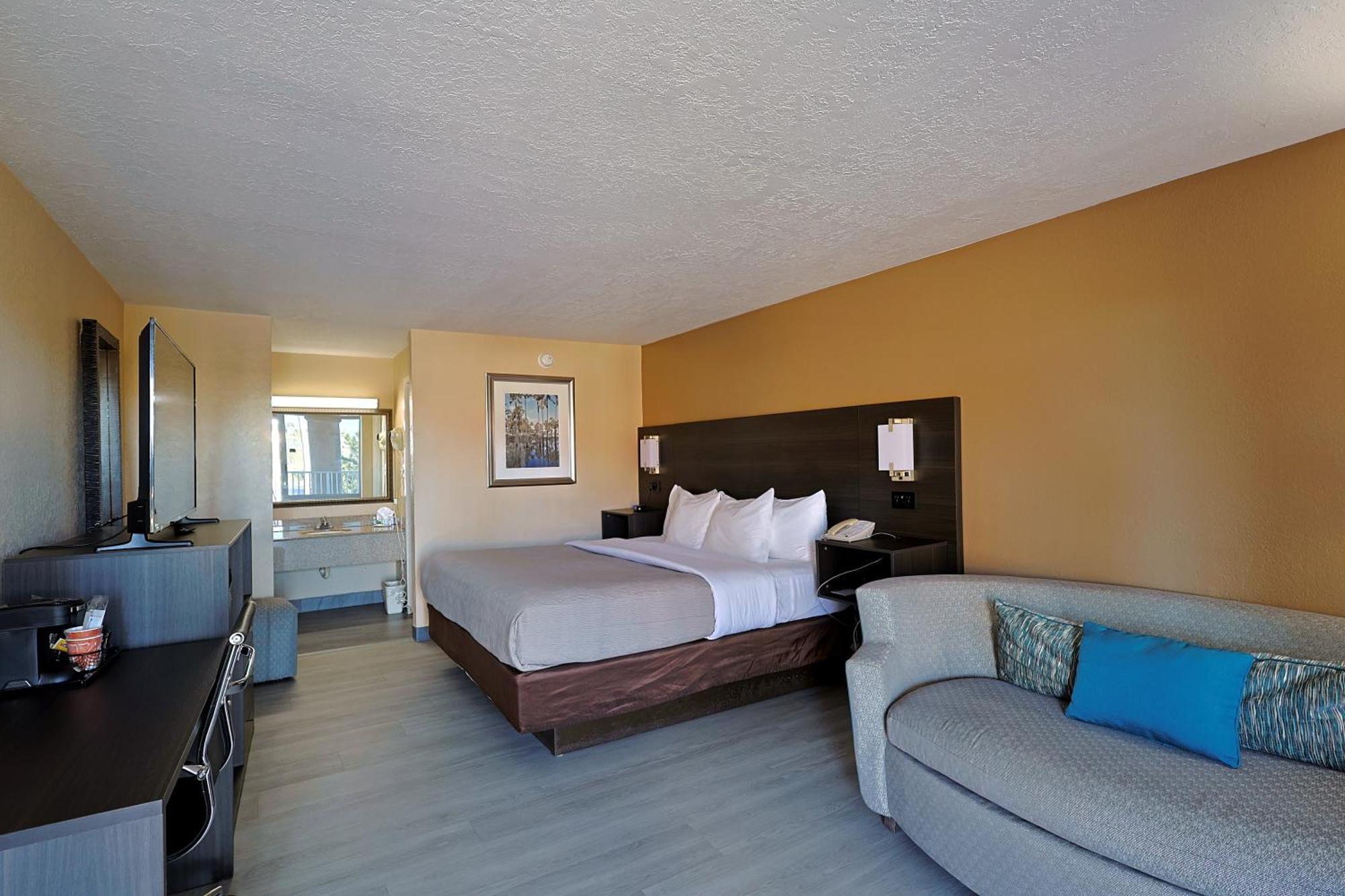 Quality Kennedy Space Center Inn