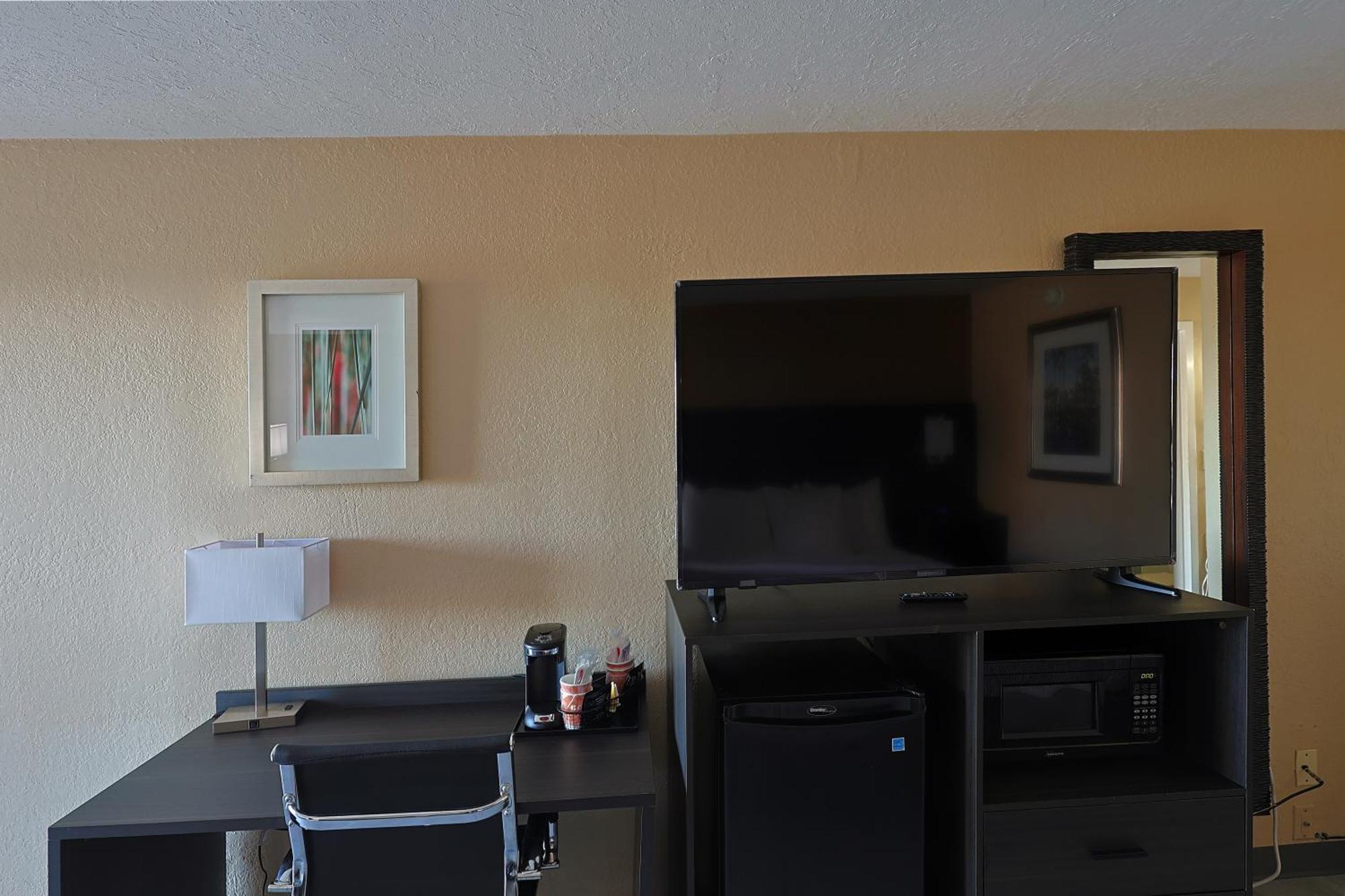 Quality Kennedy Space Center Inn 2*