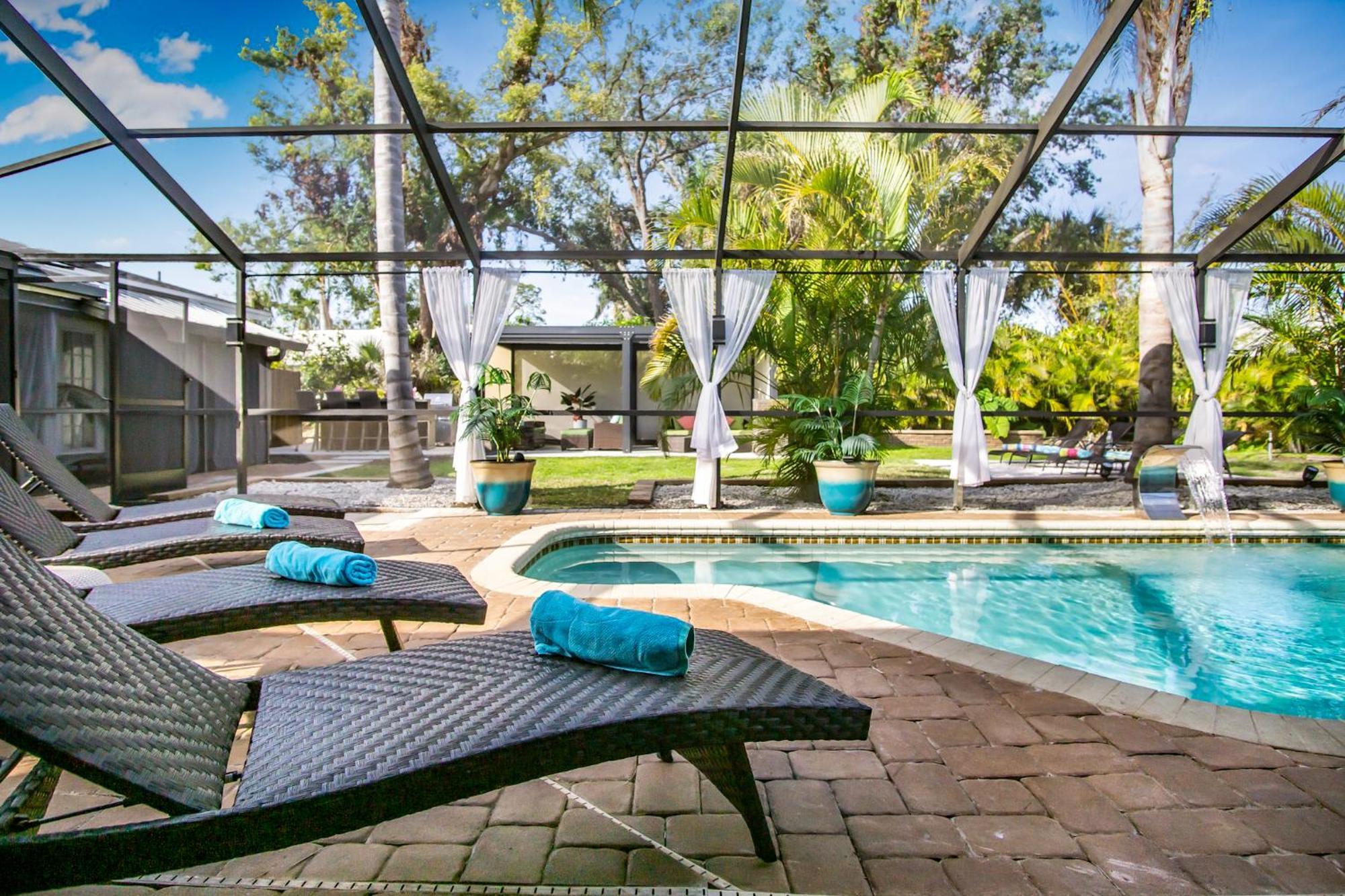 Luxury Zen Den With Heated Pool Just Off Siesta Key