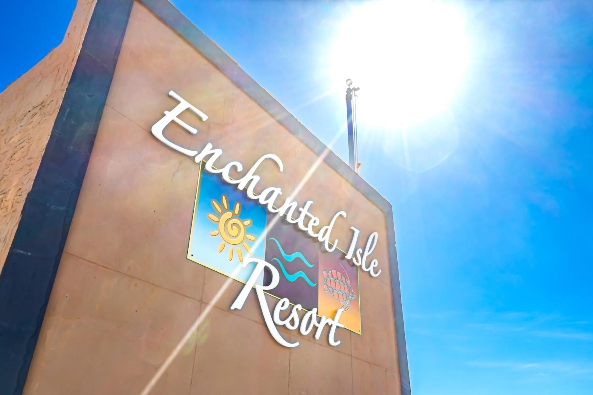 Enchanted Isle Aparthotel