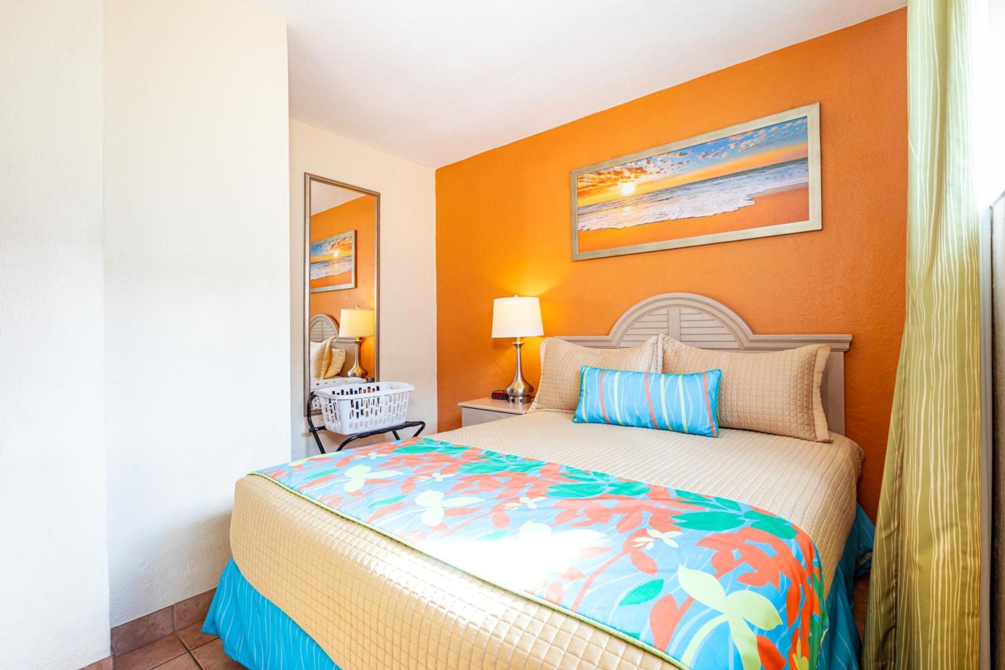 Enchanted Isle Aparthotel 3*