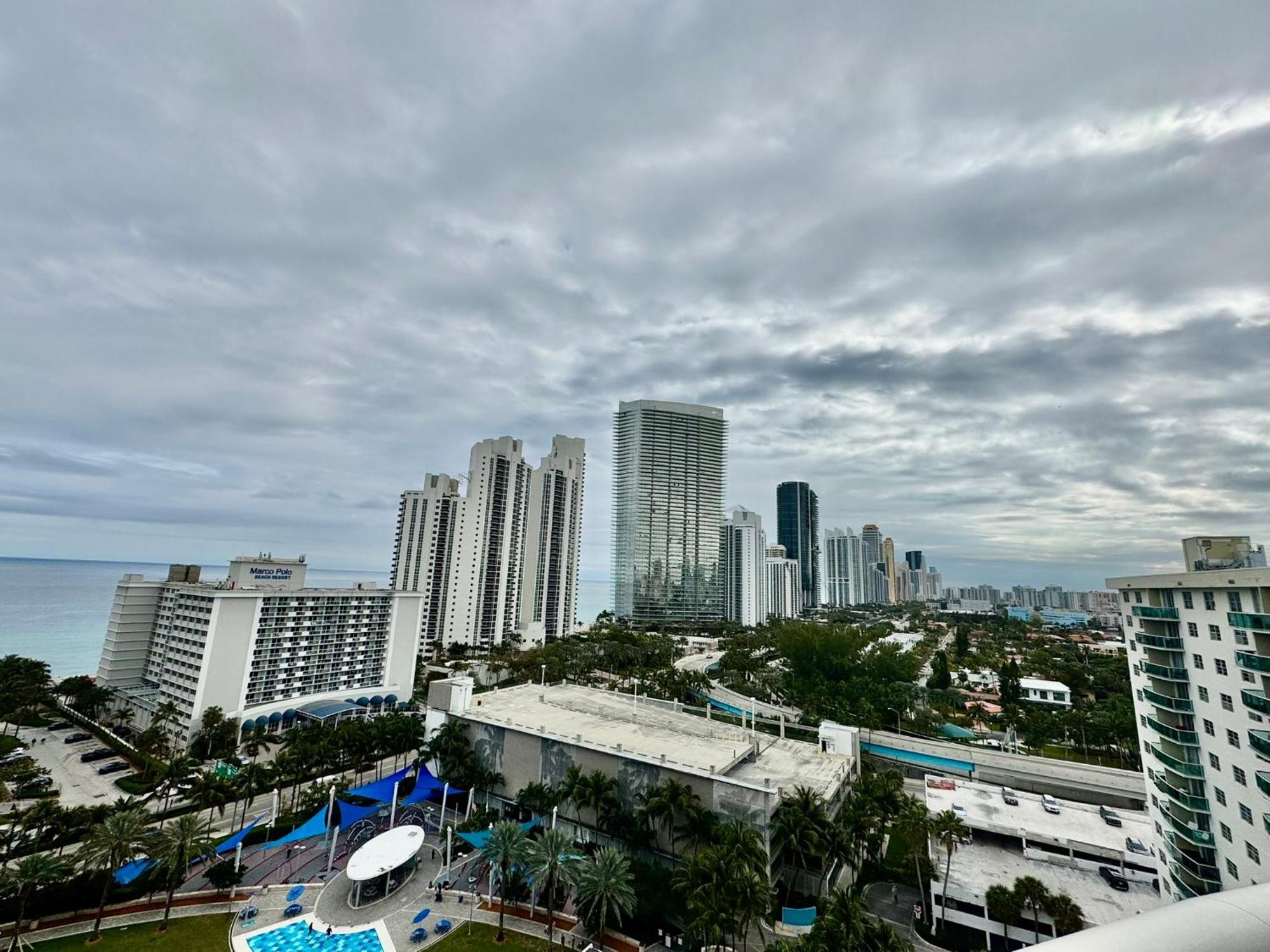 Apartment Luxury With Amenities Sunny Isles Sunny Isles Beach