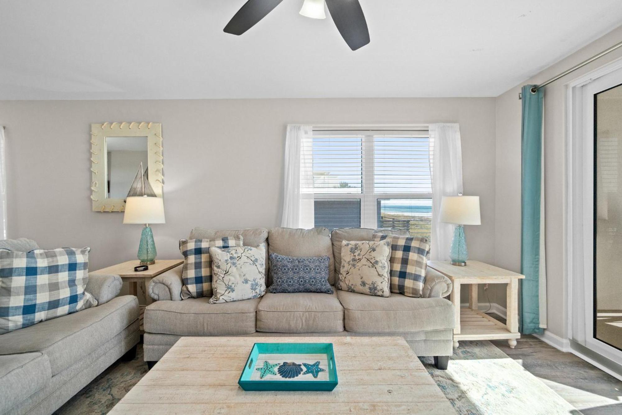 Front Paradise Palms 205, Free Activities Included! Holiday home Fort Walton Beach