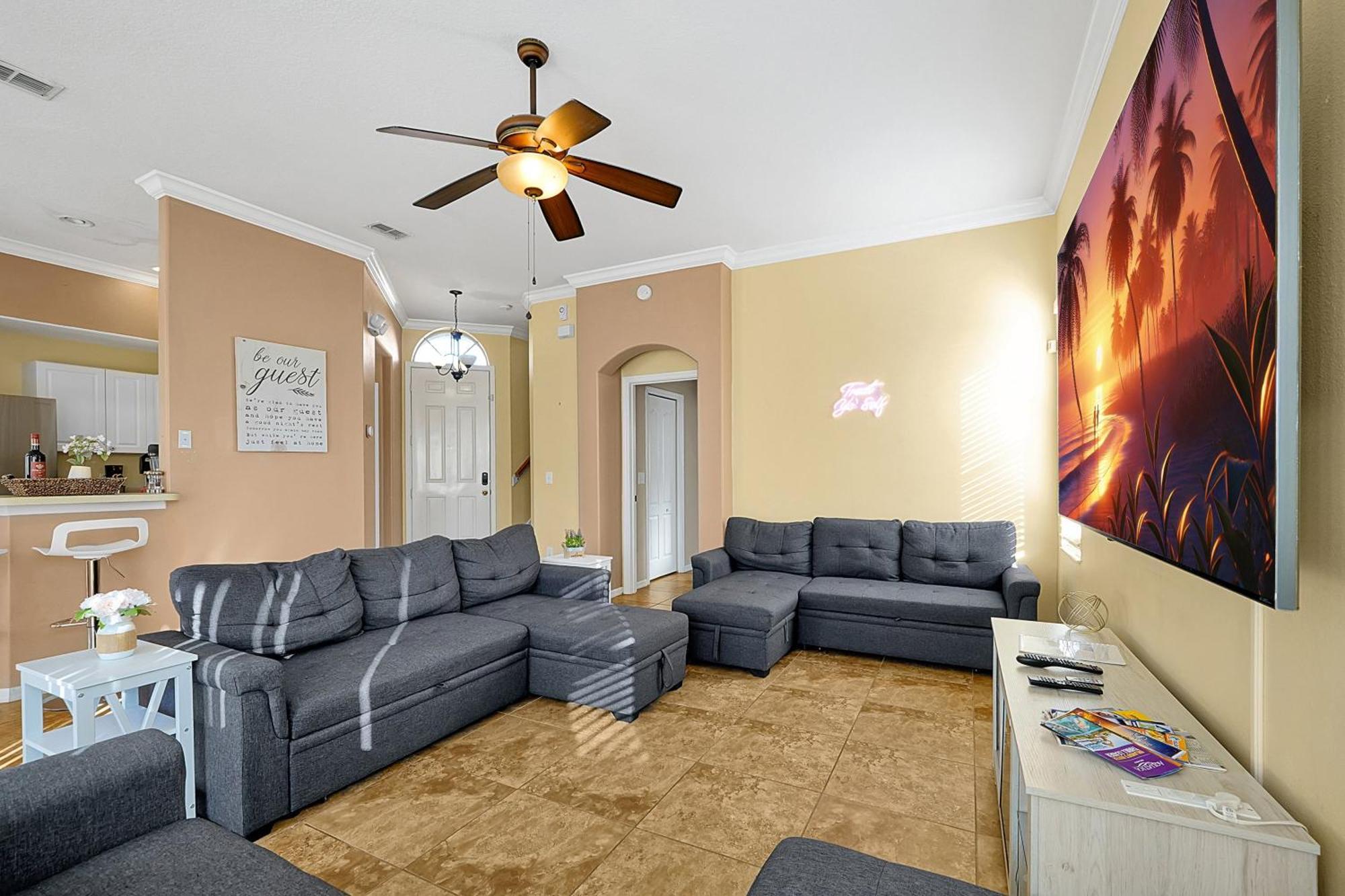 Tuscan Hills Home: Private Pool, Game Room& Near Davenport