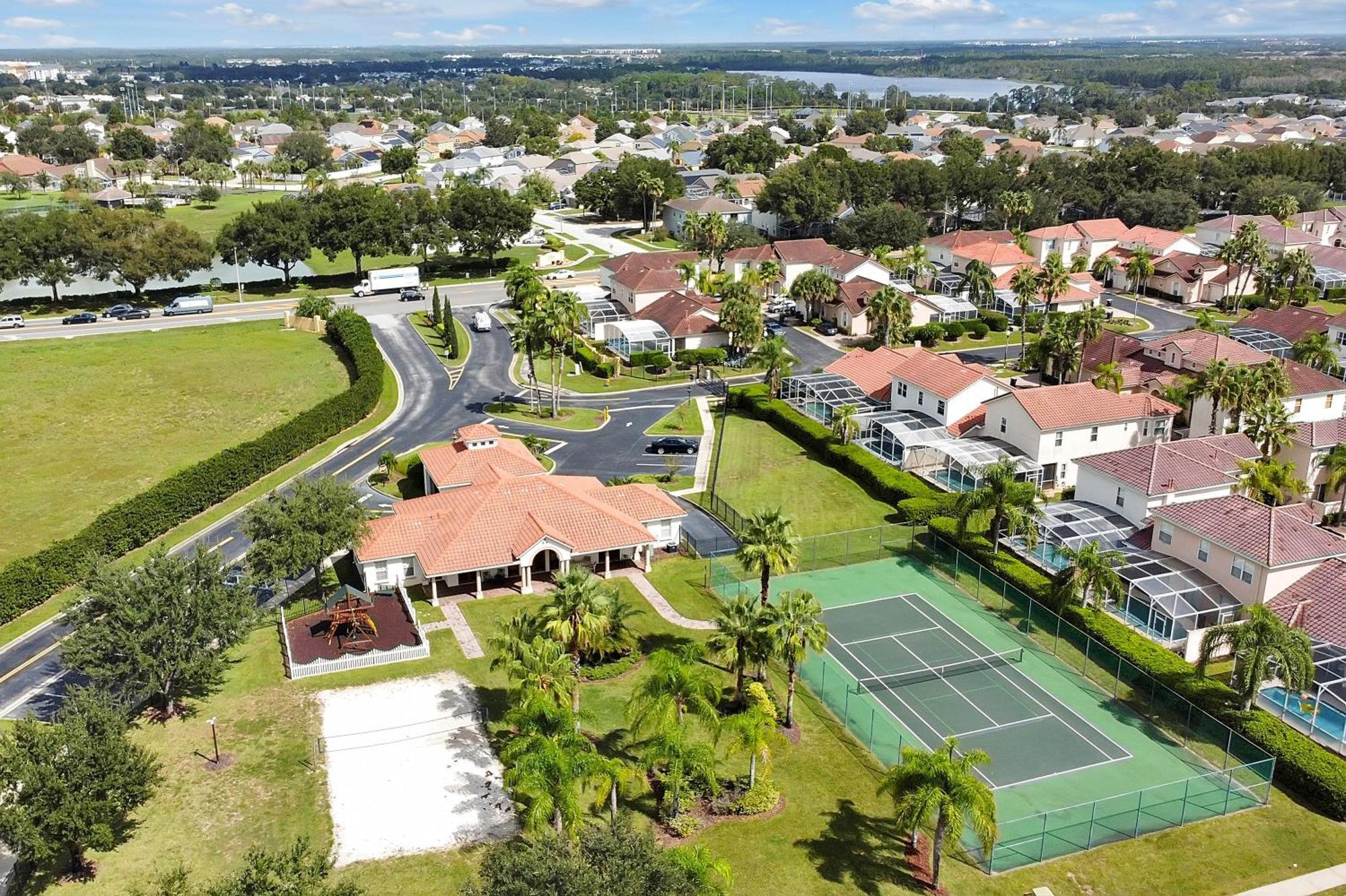 Tuscan Hills Home: Private Pool, Game Room& Near
