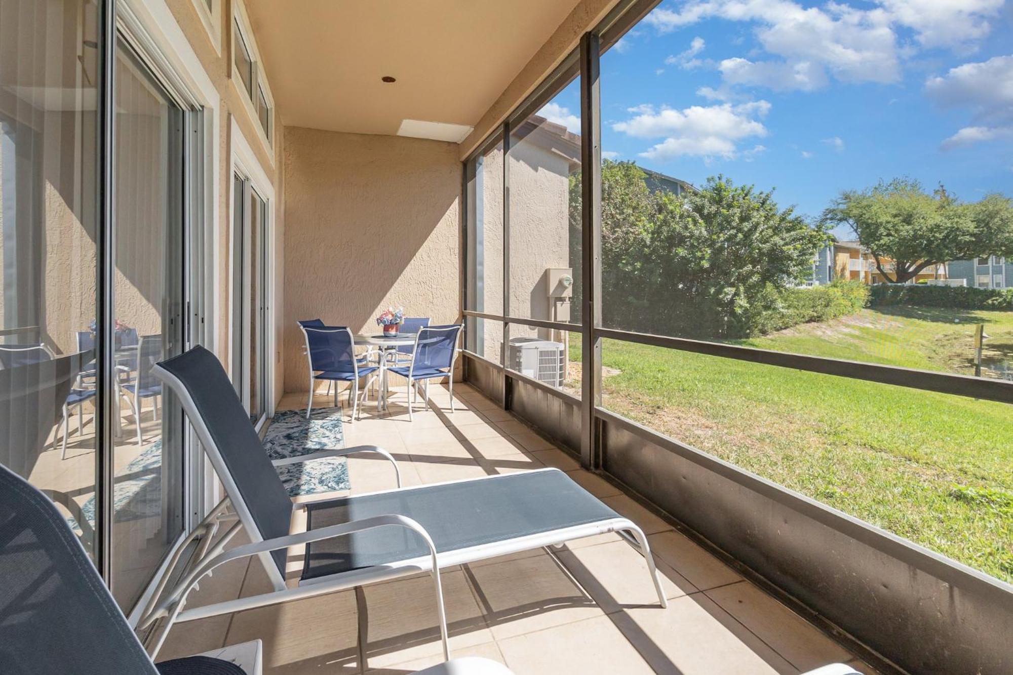 Family W/ Pool & Water Views, Near *