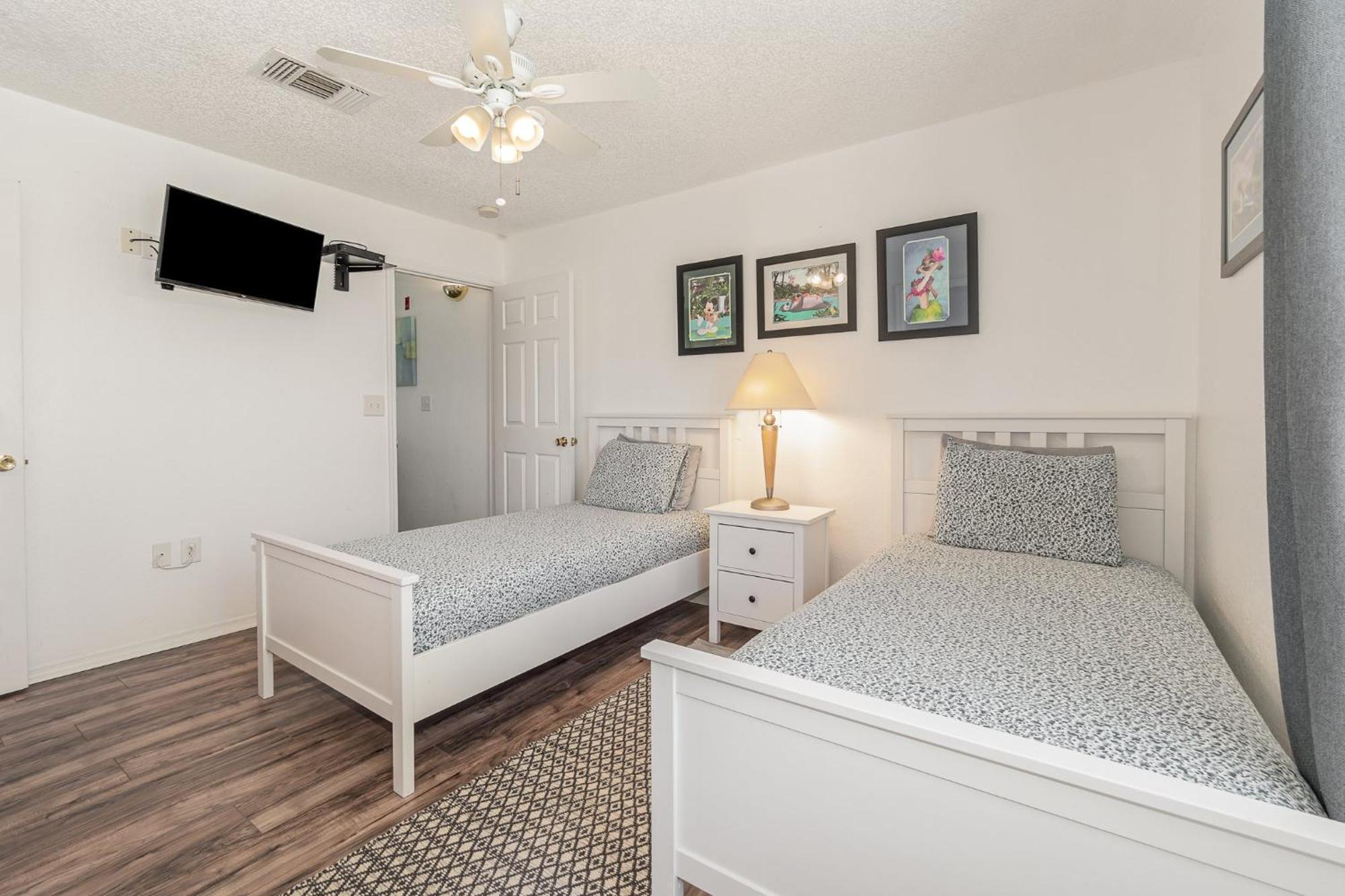Family W/ Pool & Water Views, Near Kissimmee