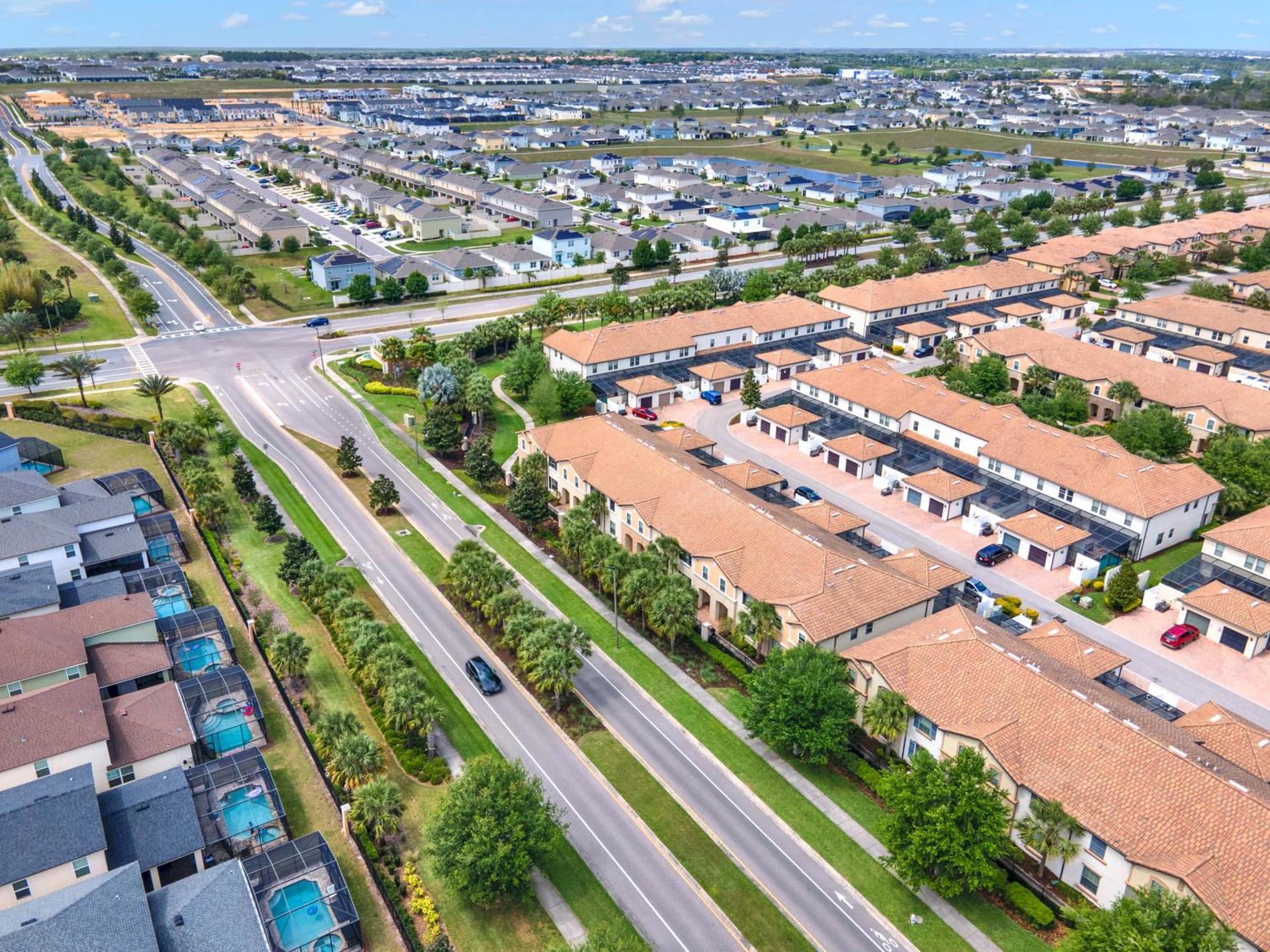 Windsor At Westside: 8br Near W/ Pool & Game Holiday home Kissimmee