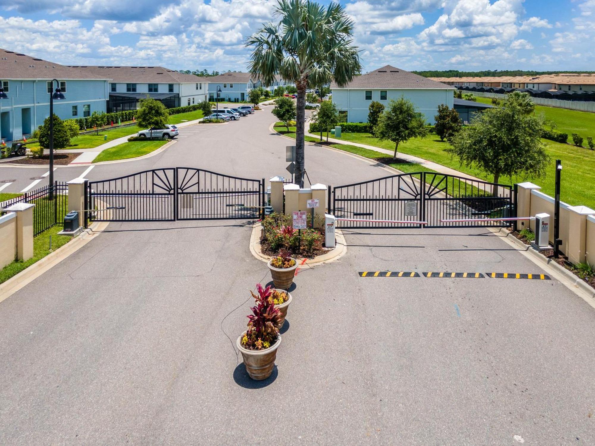 Windsor At Westside: 8br Near W/ Pool & Game Holiday home Kissimmee