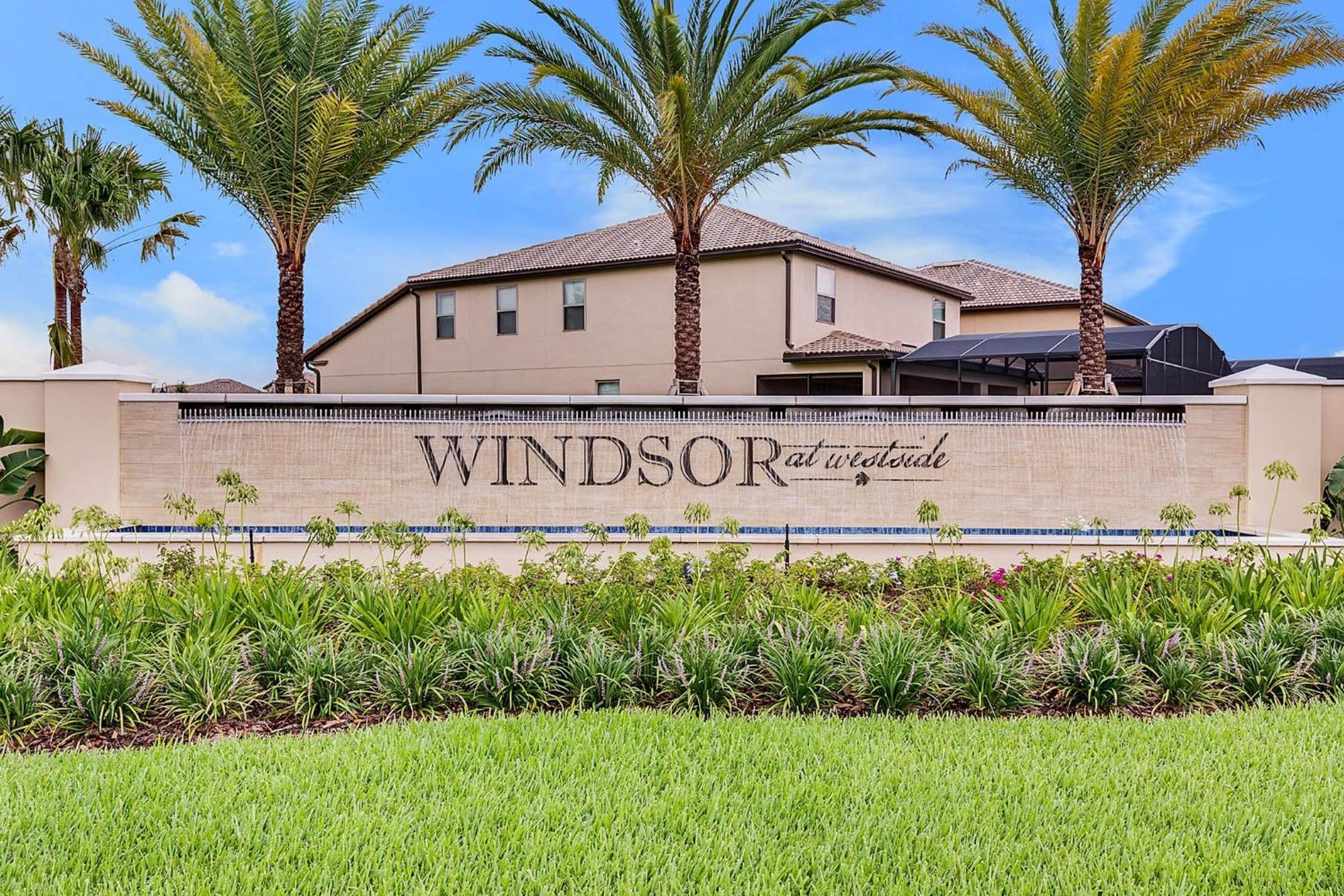 Holiday home Windsor At Westside: 8br Near W/ Pool & Game *