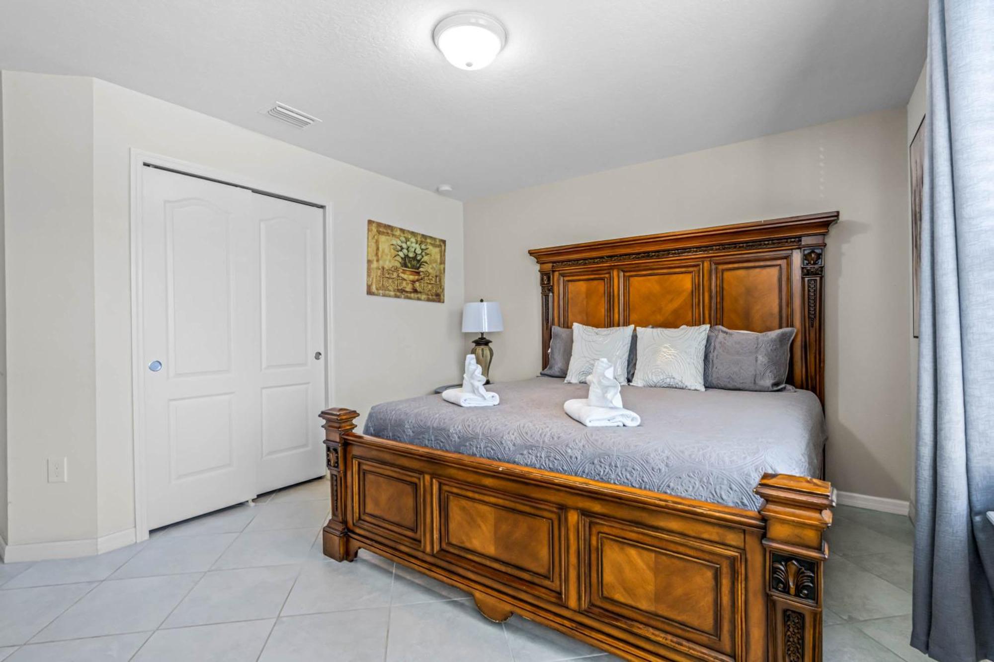 Holiday home Windsor At Westside: 8br Near W/ Pool & Game