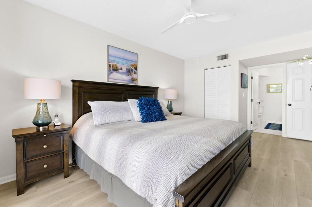 Holiday home Bahia Vista Island Sunset Beauty 14360 Your Front-row Seat To Waterfront Living *