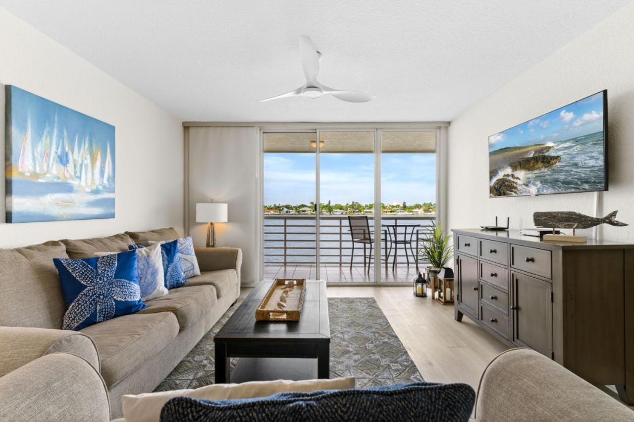 Bahia Vista Island Sunset Beauty 14360 Your Front-row Seat To Waterfront Living *