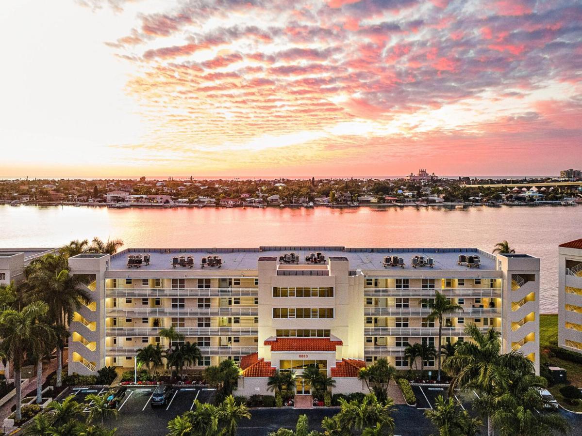 Bahia Vista 14-363 New Listing Club Bahia Tierra Verde