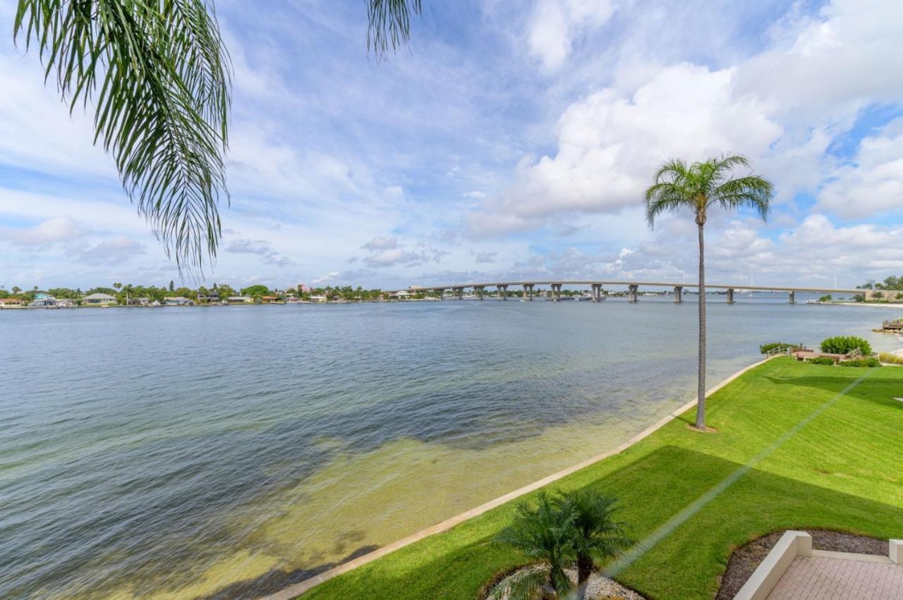 Bahia Vista 14-363 New Listing Club Bahia Holiday home Tierra Verde