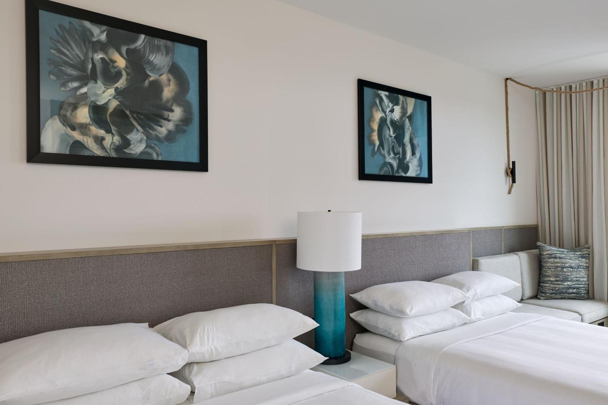 Marriott &