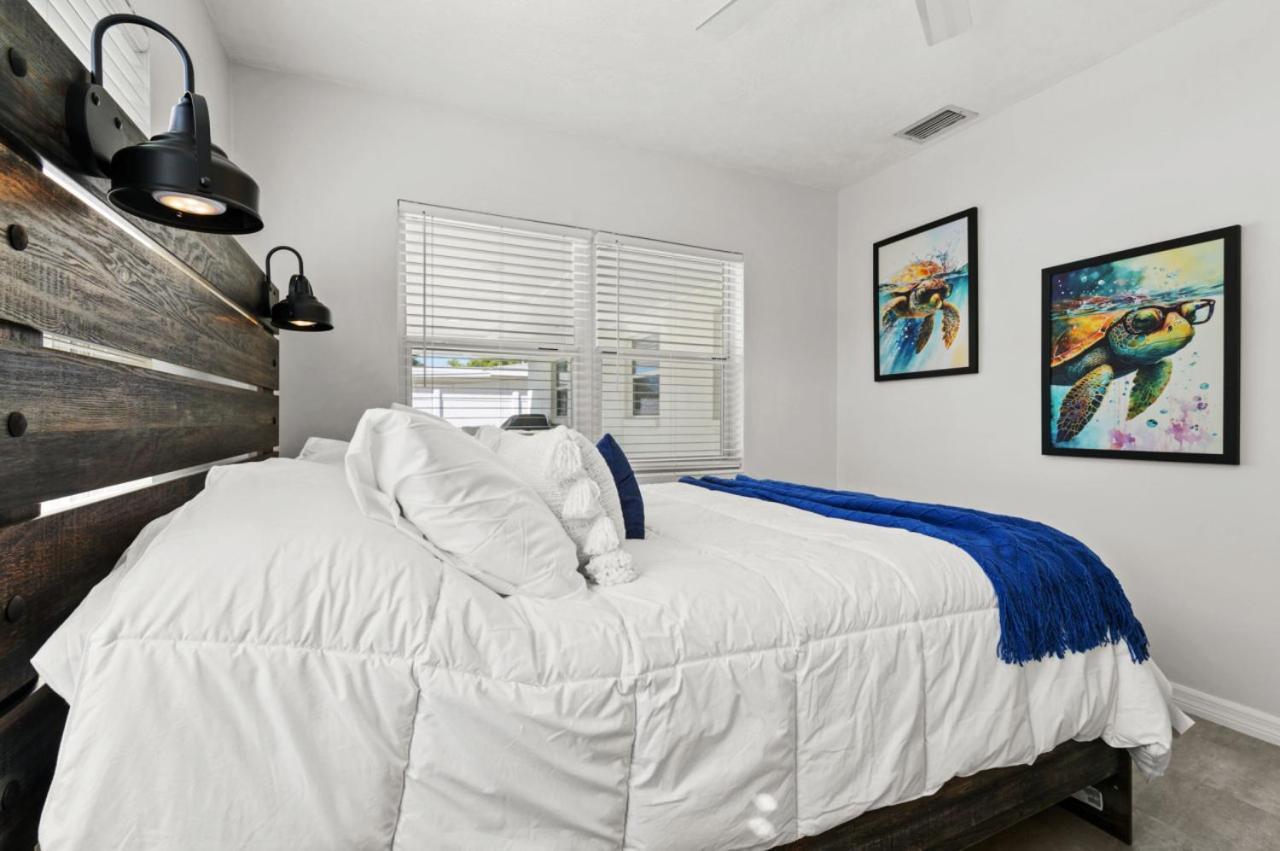 The Coastal Retreat Modern 3br With Beachy Charm Holiday home