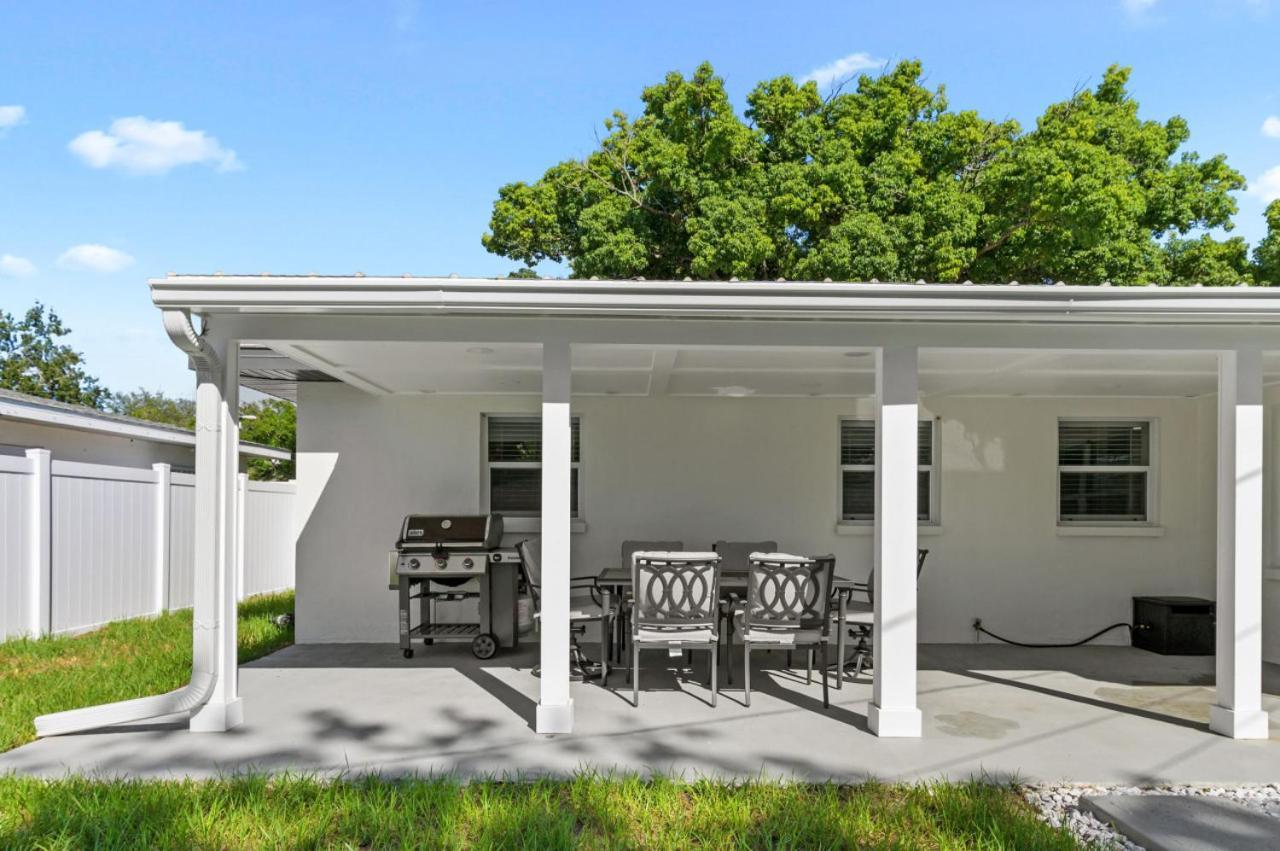 Holiday home The Coastal Retreat Modern 3br With Beachy Charm Seminole