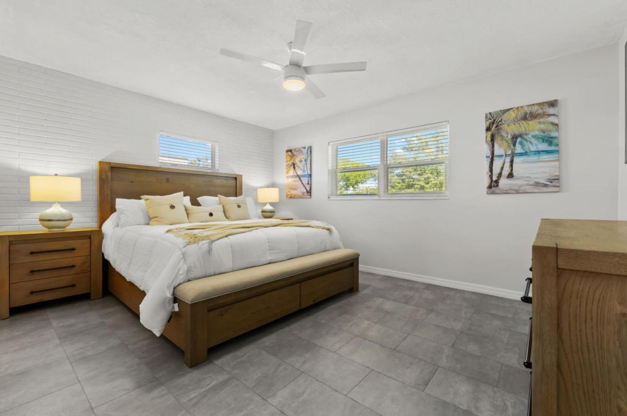 The Coastal Retreat Modern 3br With Beachy Charm Holiday home Seminole