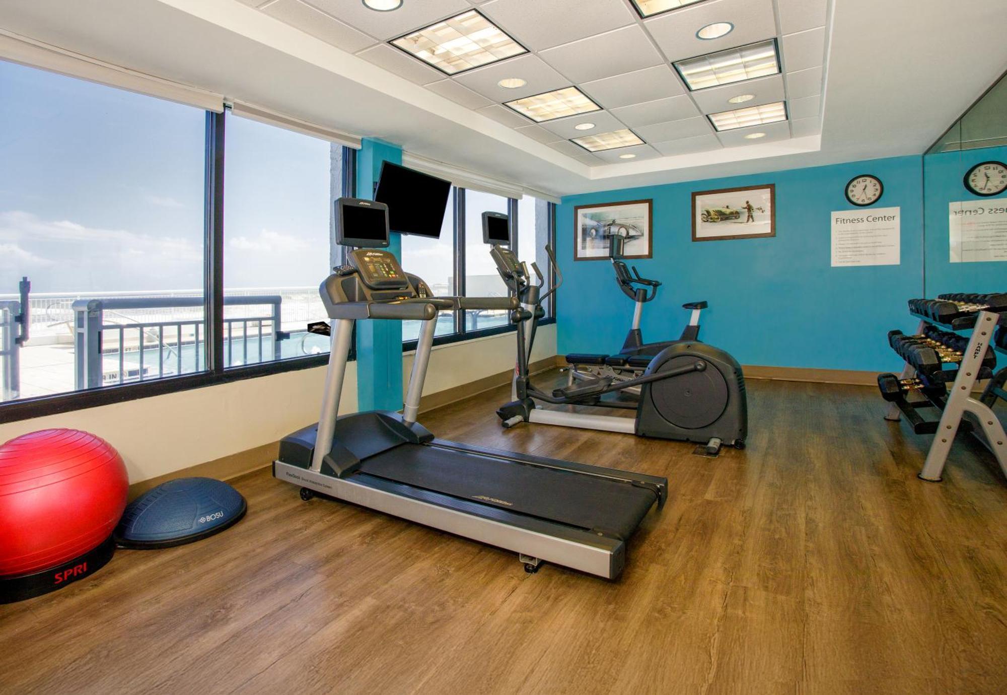 Resort Express & Oceanfront Daytona Shores By Ihg Daytona Beach Shores