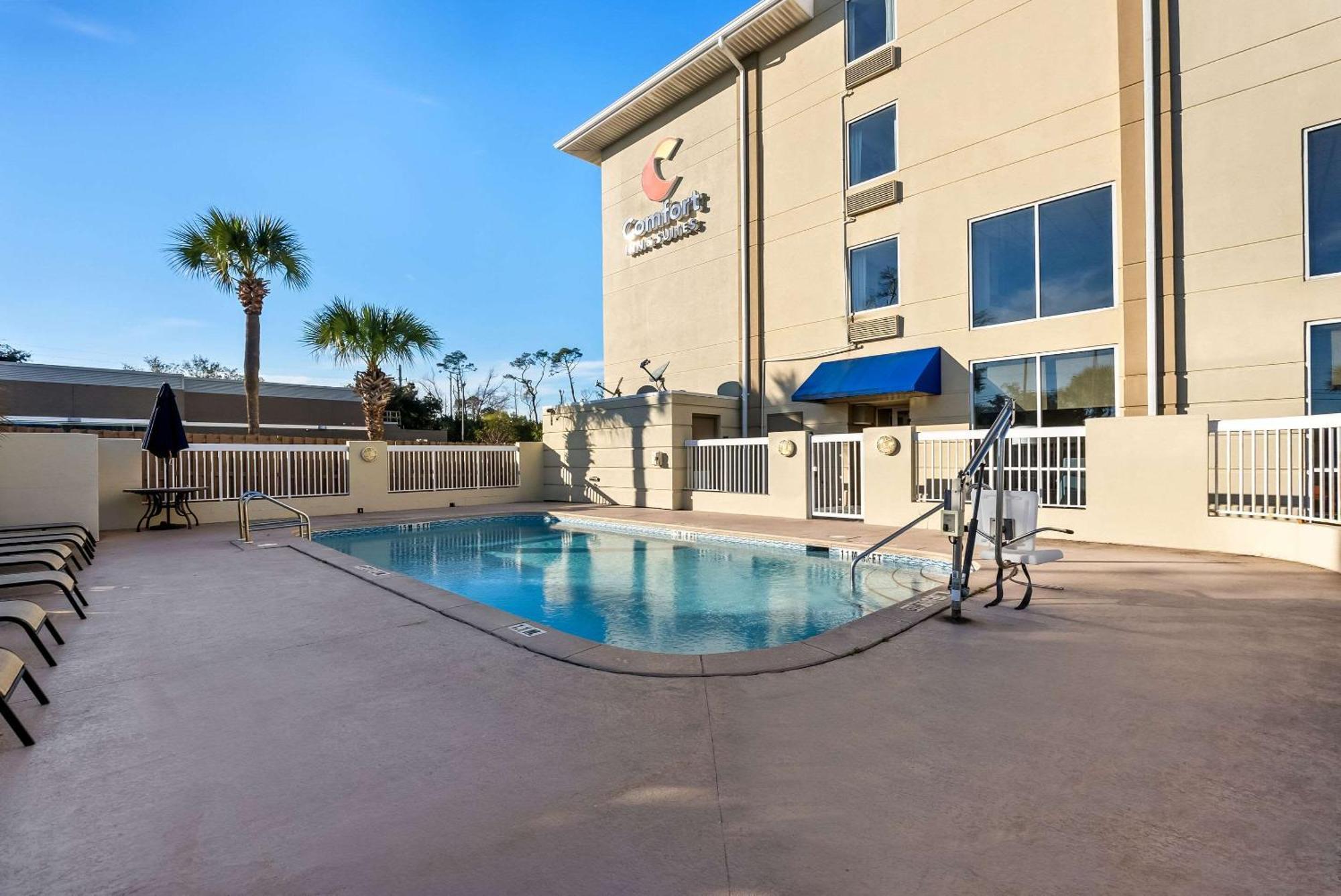 Hotel Comfort & - St Andrew
