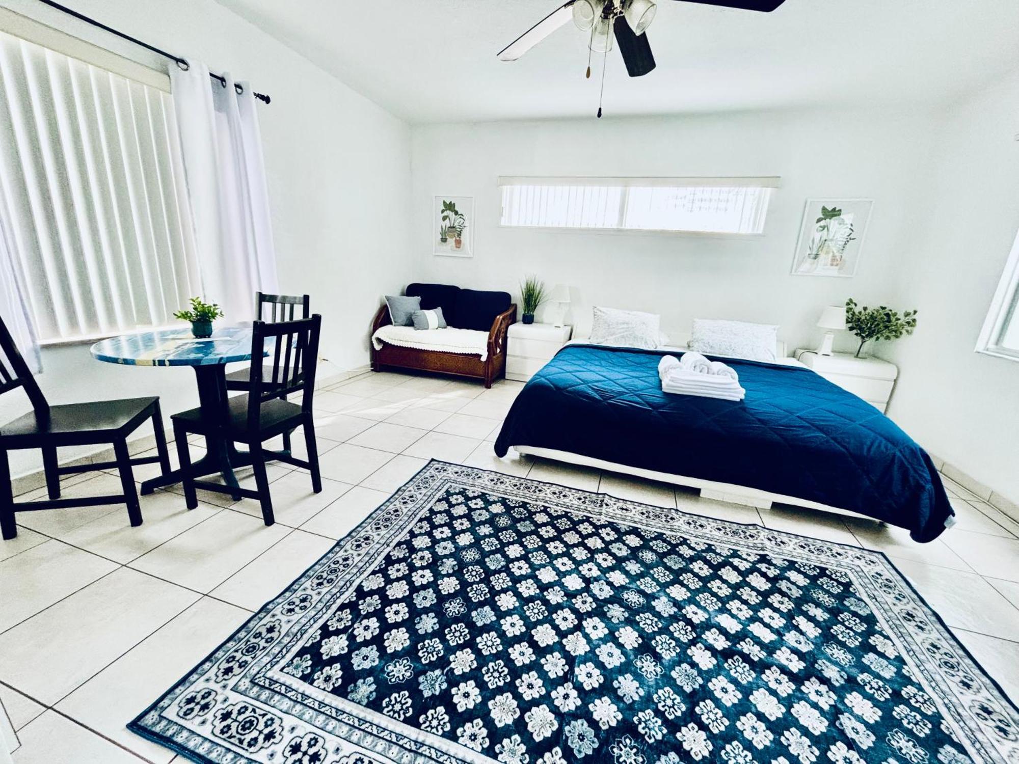 Tide Motel 3*