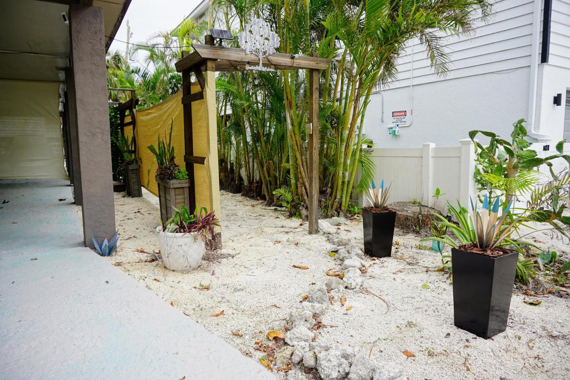 Ami Tree House * Bradenton Beach