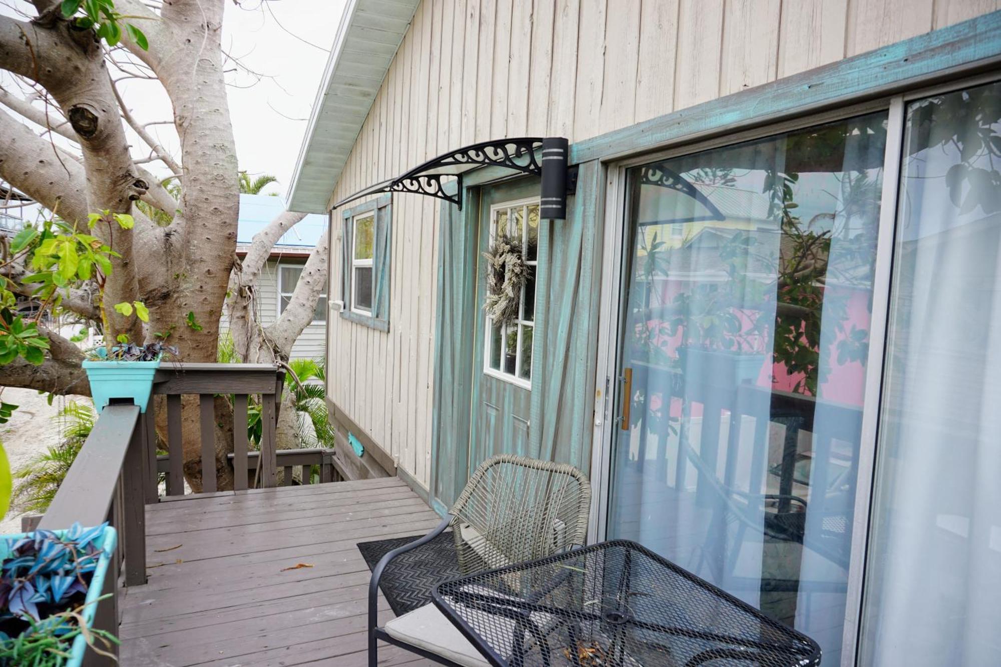 Ami Tree House Bradenton Beach