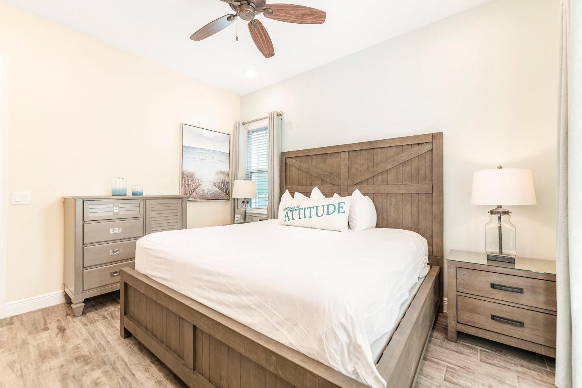 Holiday home Seven Saturdays Near With Margaritaville Access - 3032sp