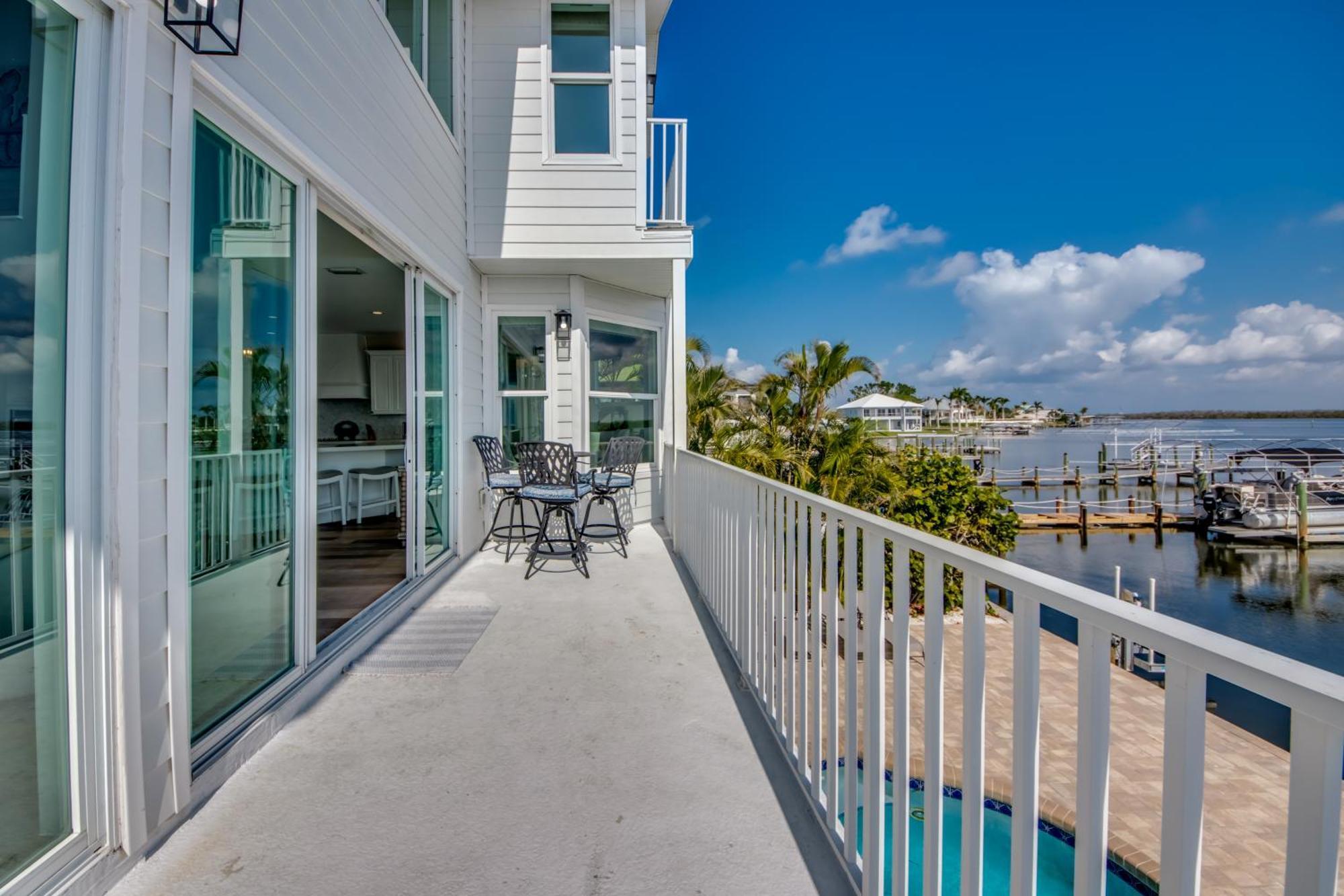 Prime Location, Luxurious And Tranquil Retreat - Back Bay Beauty - Roelens Holiday home