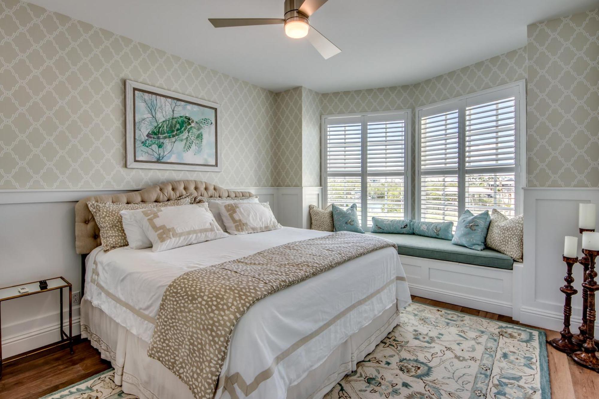 Prime Location, Luxurious And Tranquil Retreat - Back Bay Beauty - Roelens Holiday home *