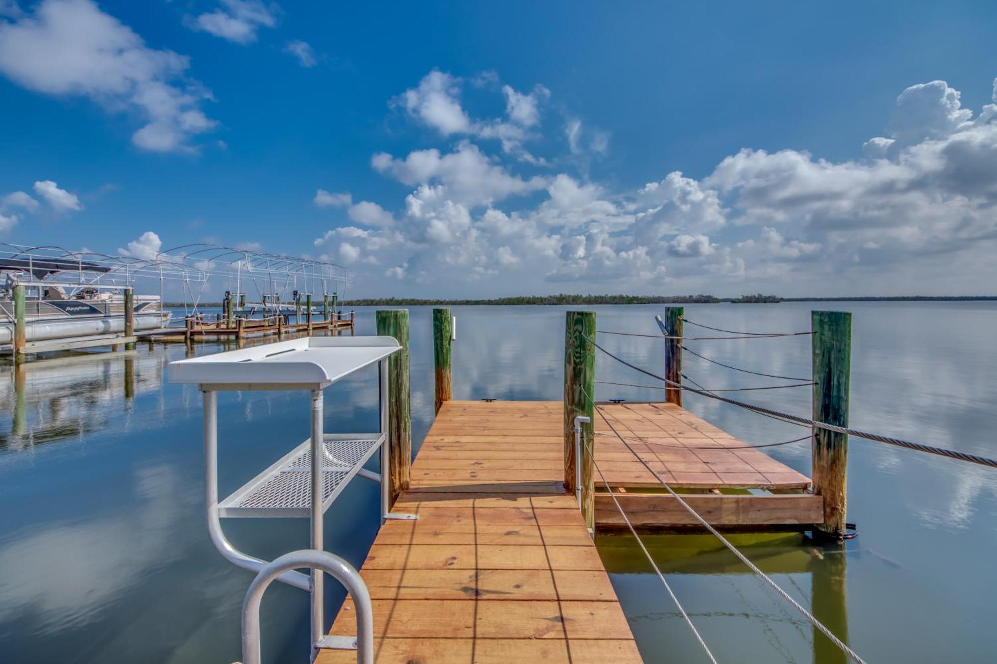Prime Location, Luxurious And Tranquil Retreat - Back Bay Beauty - Roelens * Fort Myers Beach