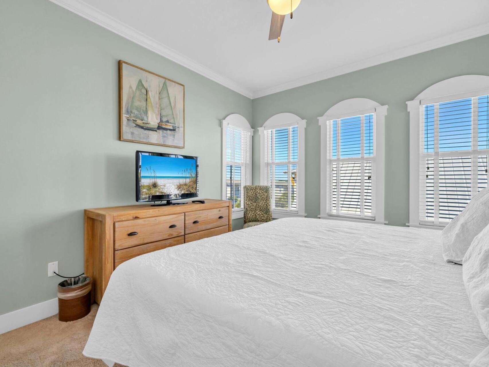 Penthouse Paradise At Seacrest Apartment