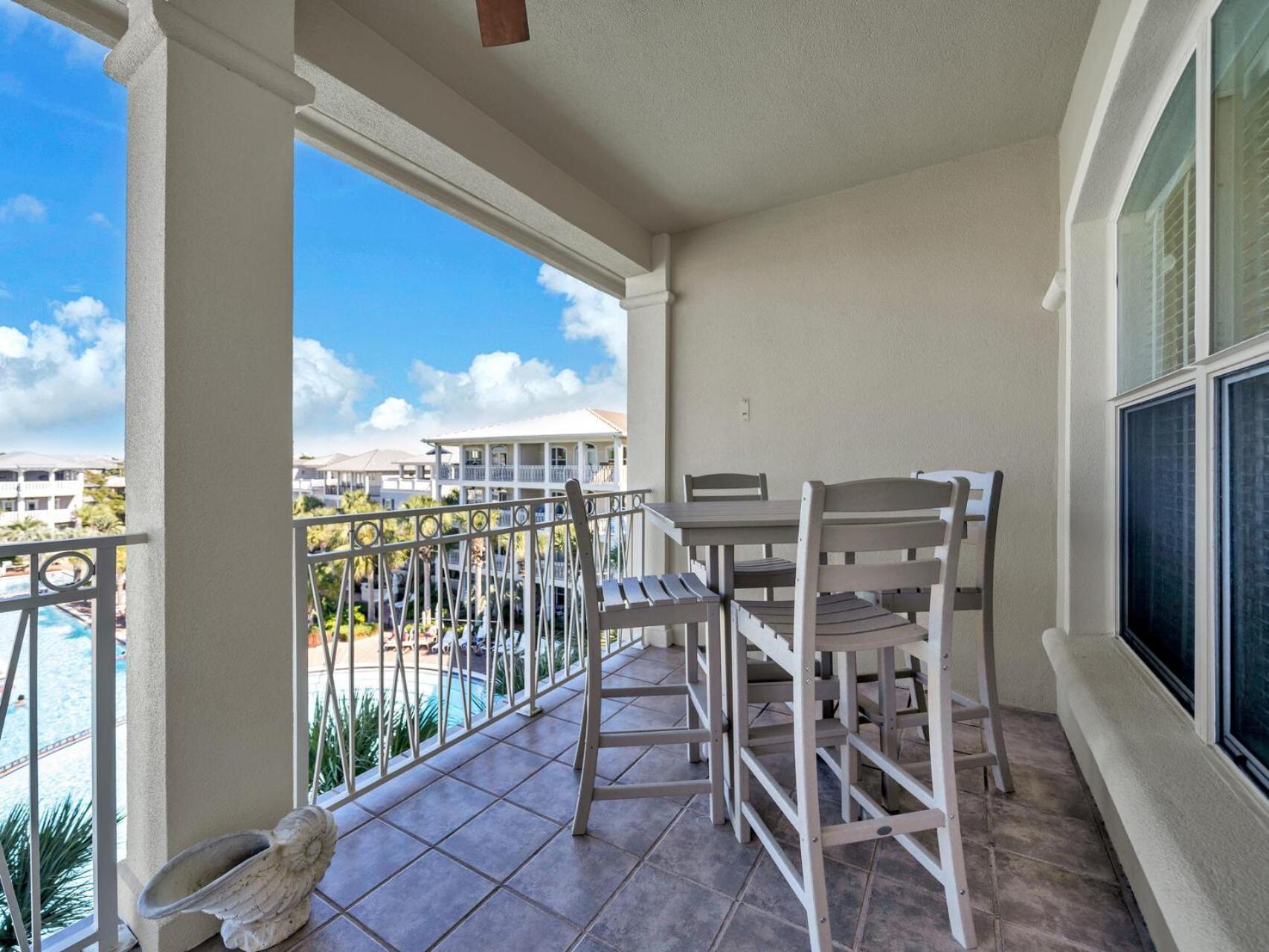 Penthouse Paradise At Seacrest Apartment