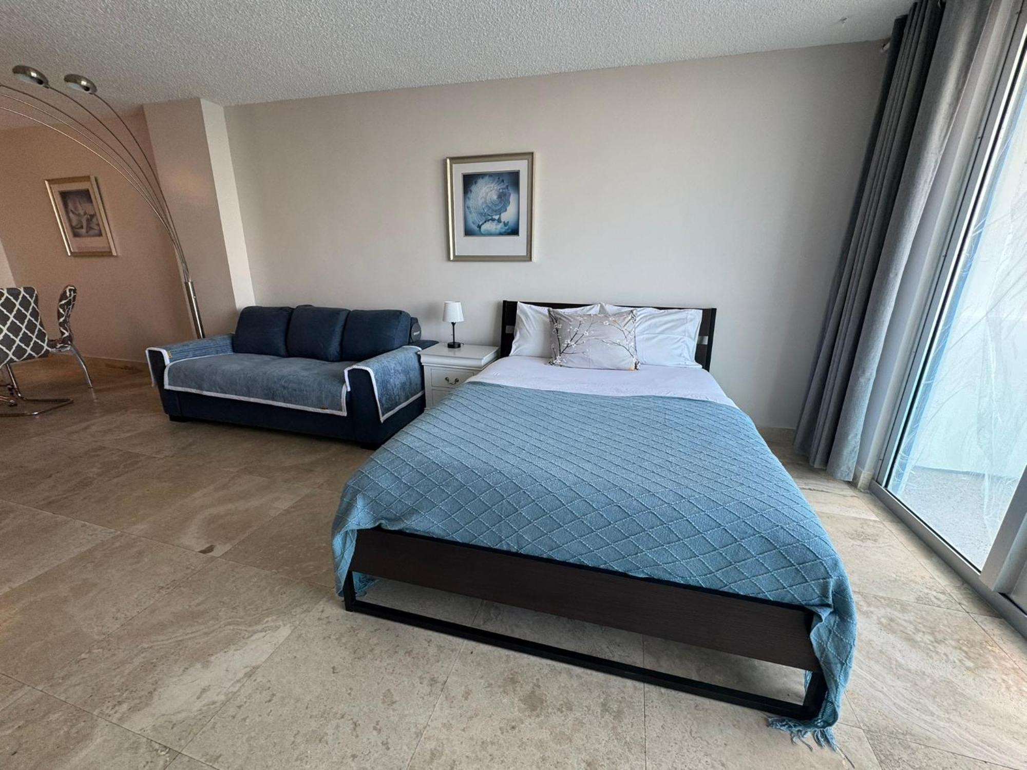 Luxury With Amenities Sunny Isles Sunny Isles Beach