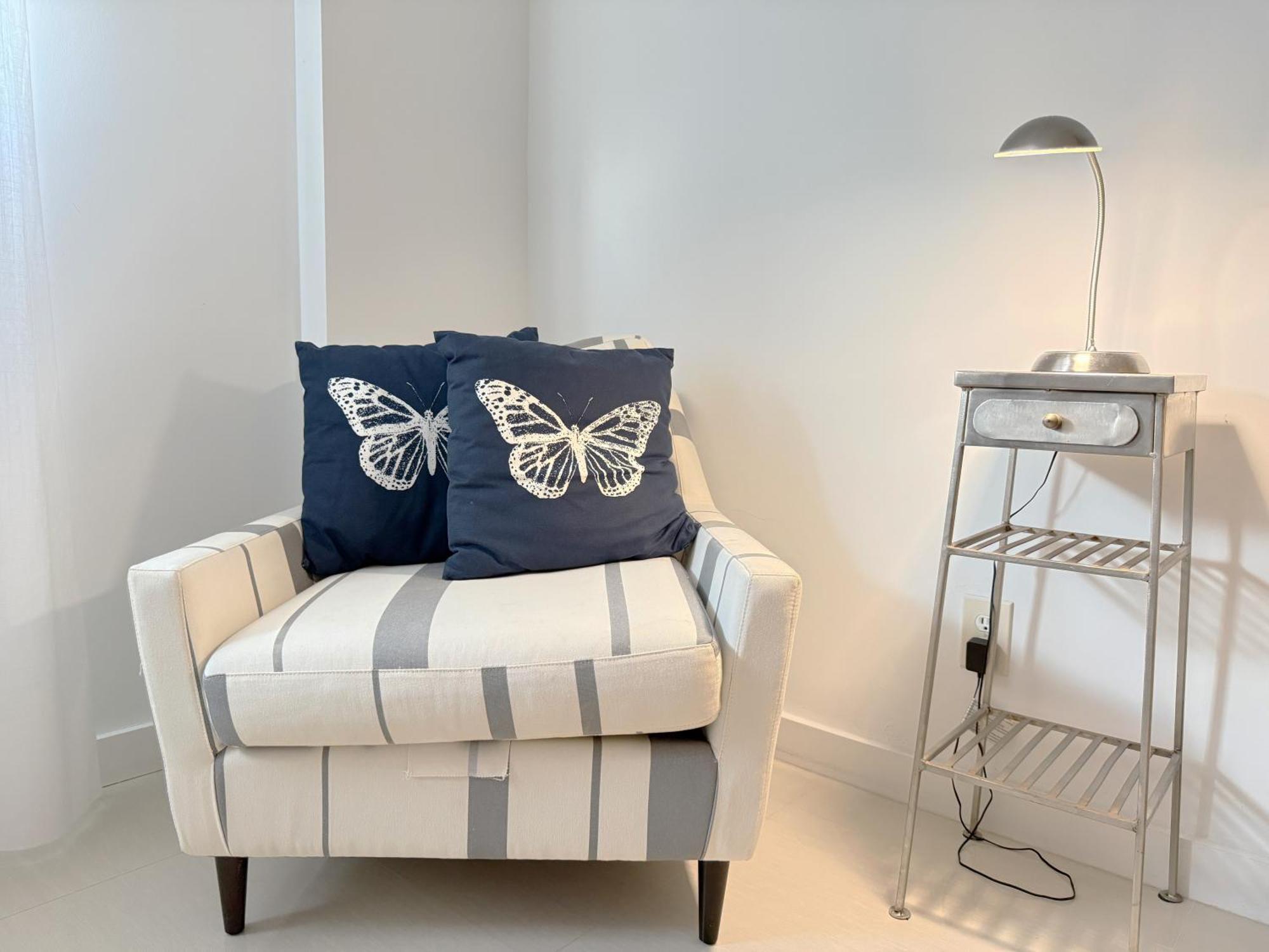 Apartment 1 Spring Promo - Sunny Isles Seaview Condo, Walk To Beach, Amazing Amenities Sunny Isles Beach