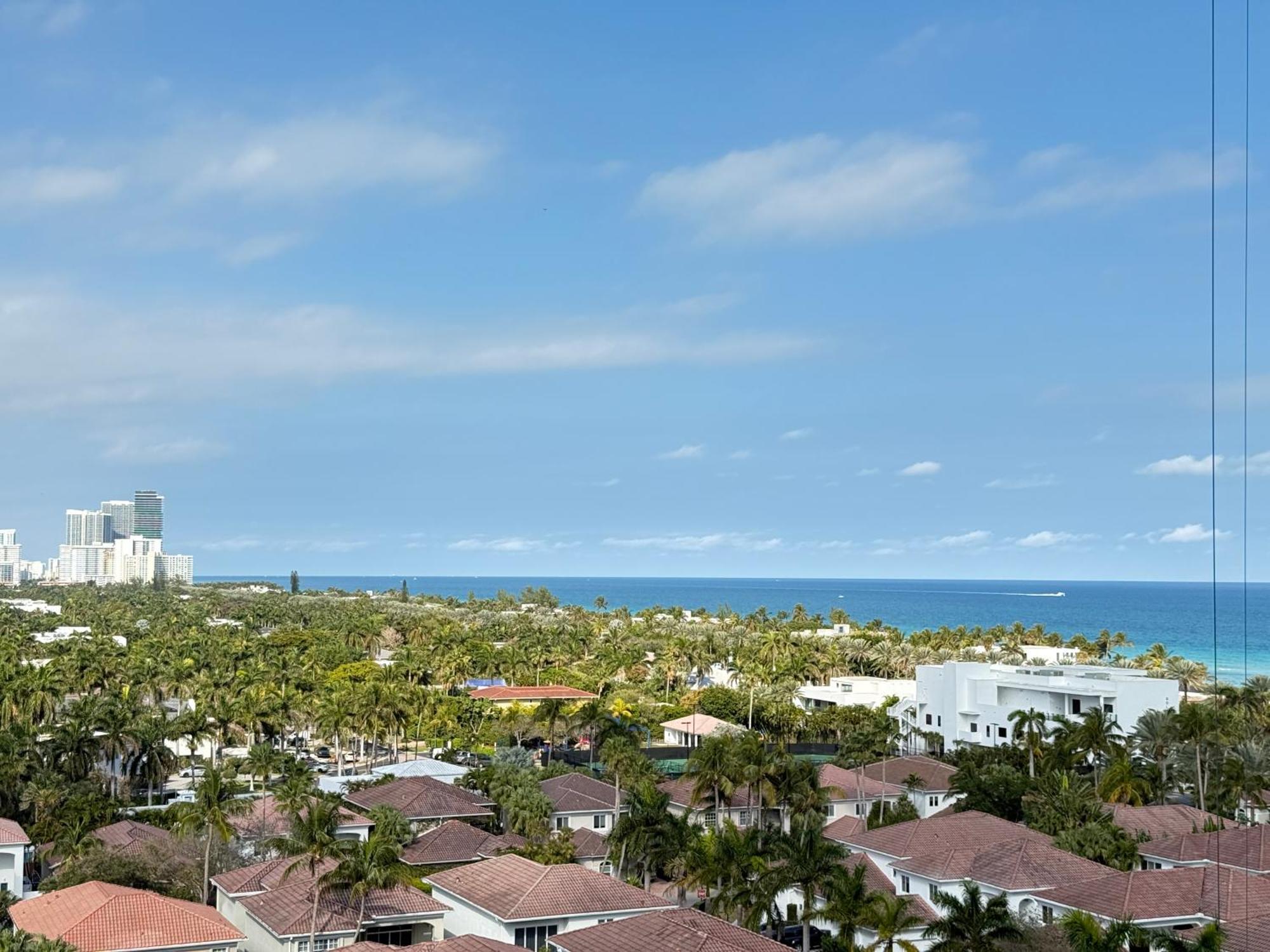 Apartment 1 Spring Promo - Sunny Isles Seaview Condo, Walk To Beach, Amazing Amenities