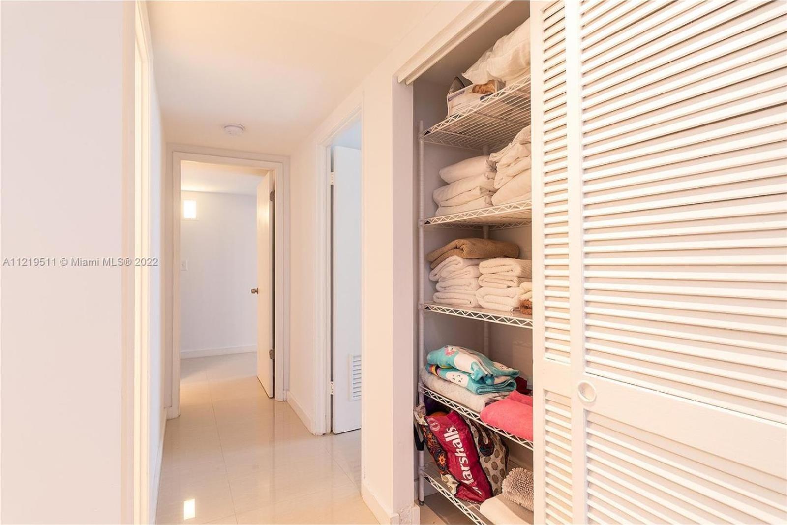 1 Spring Promo - Sunny Isles Seaview Condo, Walk To Beach, Amazing Amenities * Sunny Isles Beach