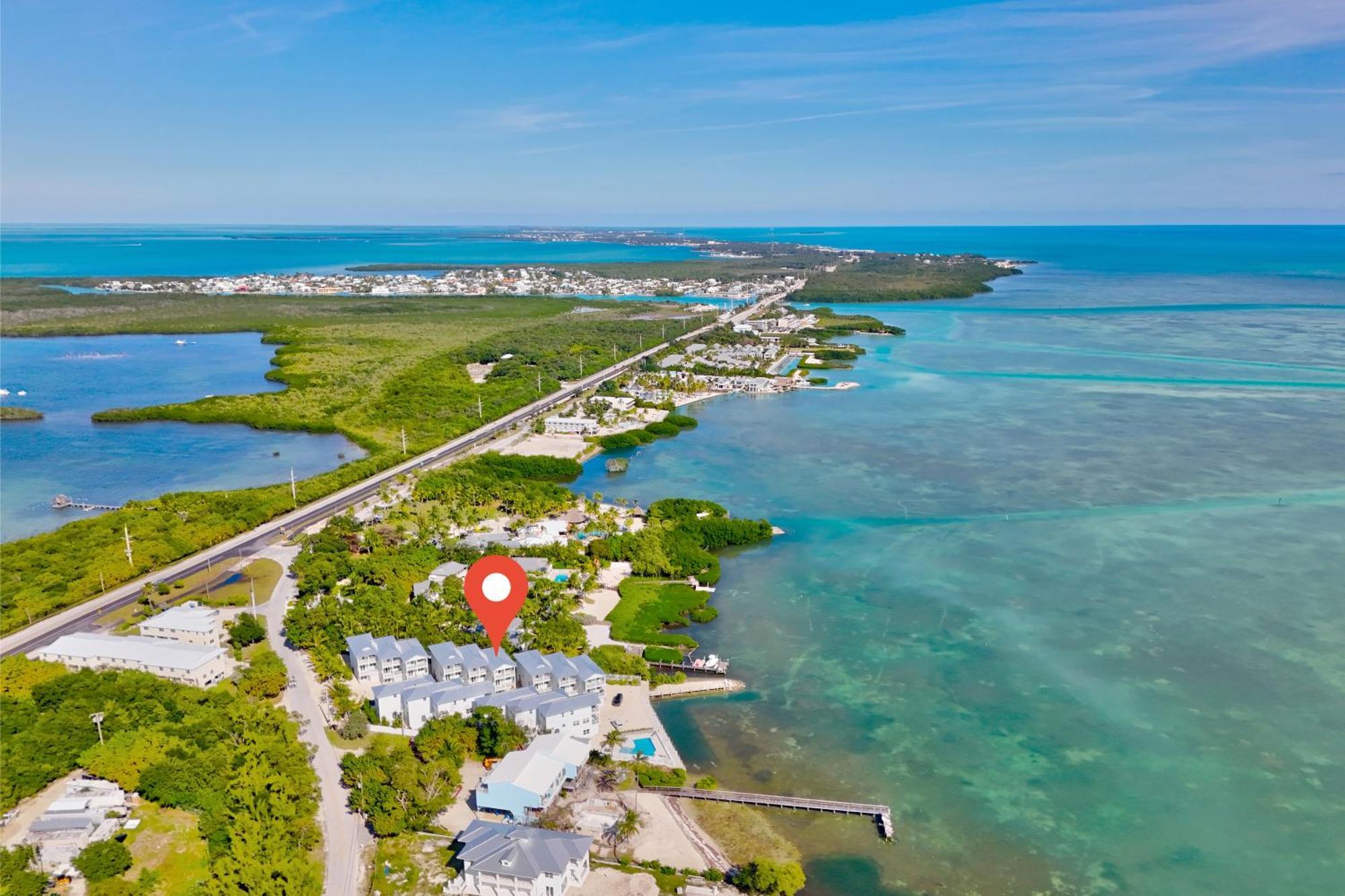 At The Sandbar - Oceanfront, Htd Pool, Dock, Gameroom Holiday home Islamorada