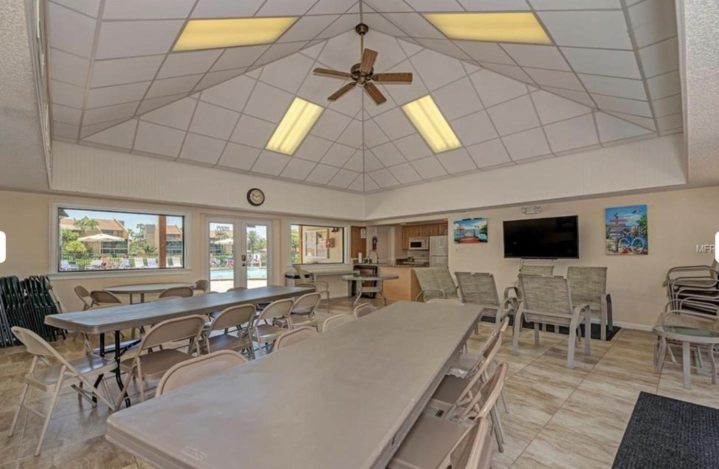 Available For Season! Tequila Sunrise On Siesta Key *