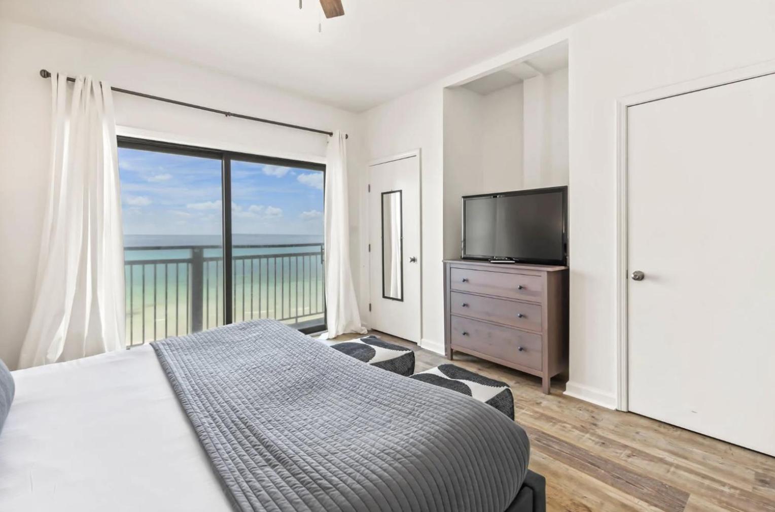 Available For Season! One Life One Gulf-front Townhome *