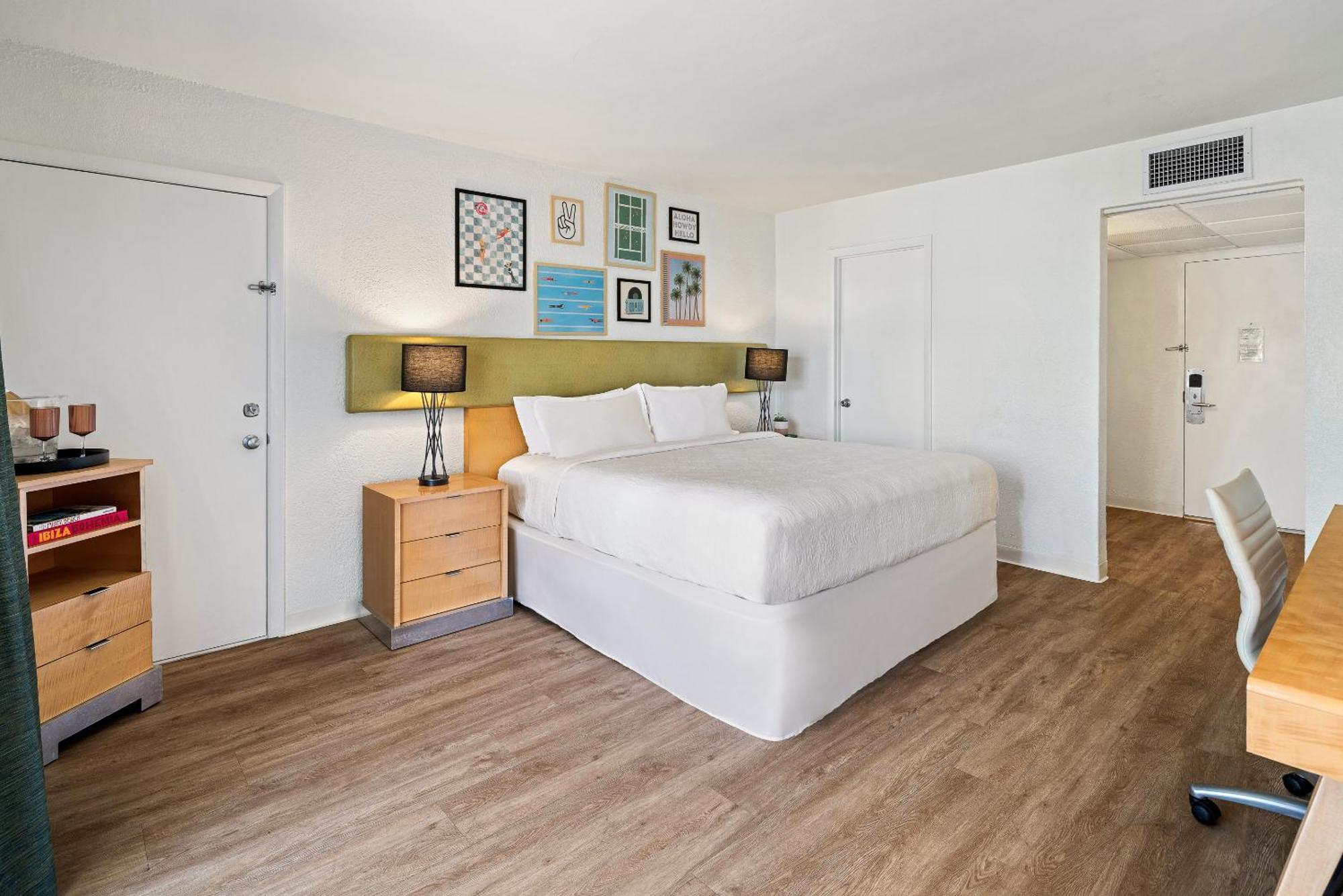 Hotel Palm Tree Club Miami North Bay Village